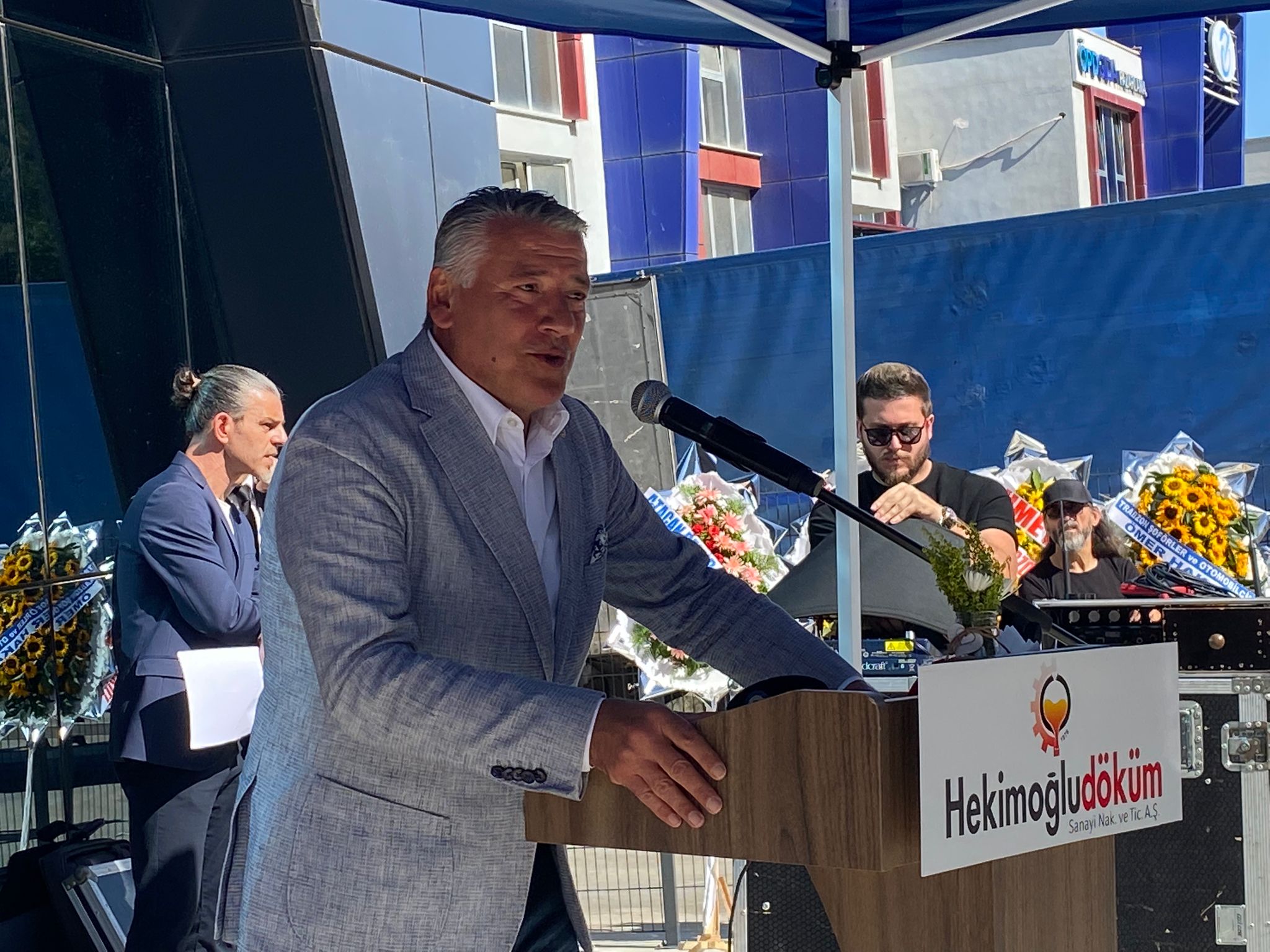 d40776a5-a5c8-43ca-a59c-2b6355ea3e76