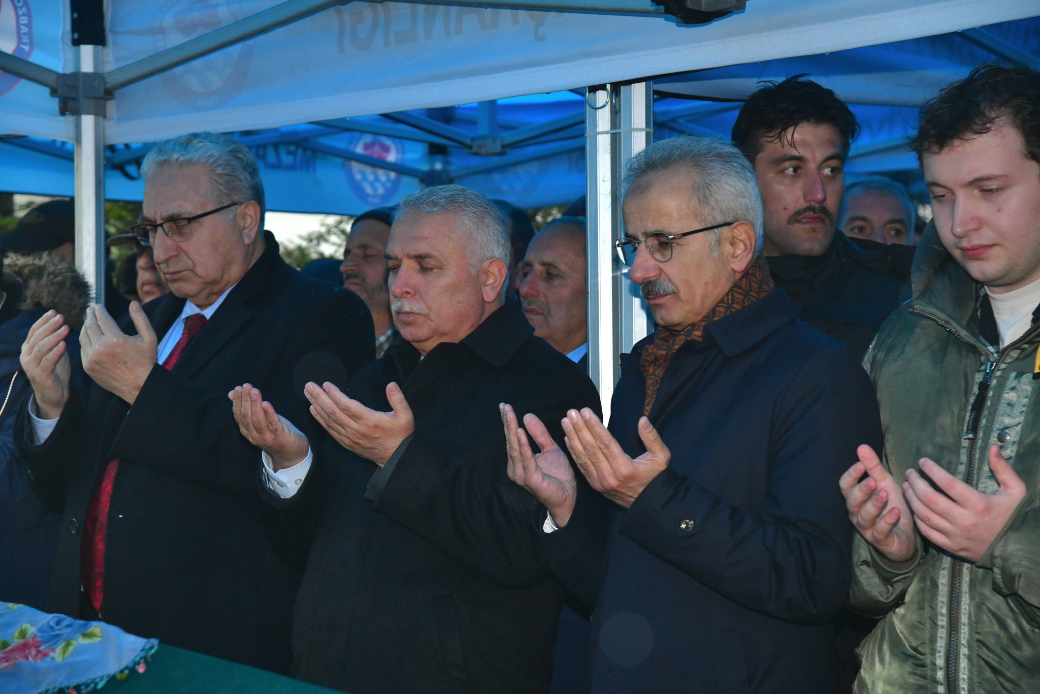 Bakan3
