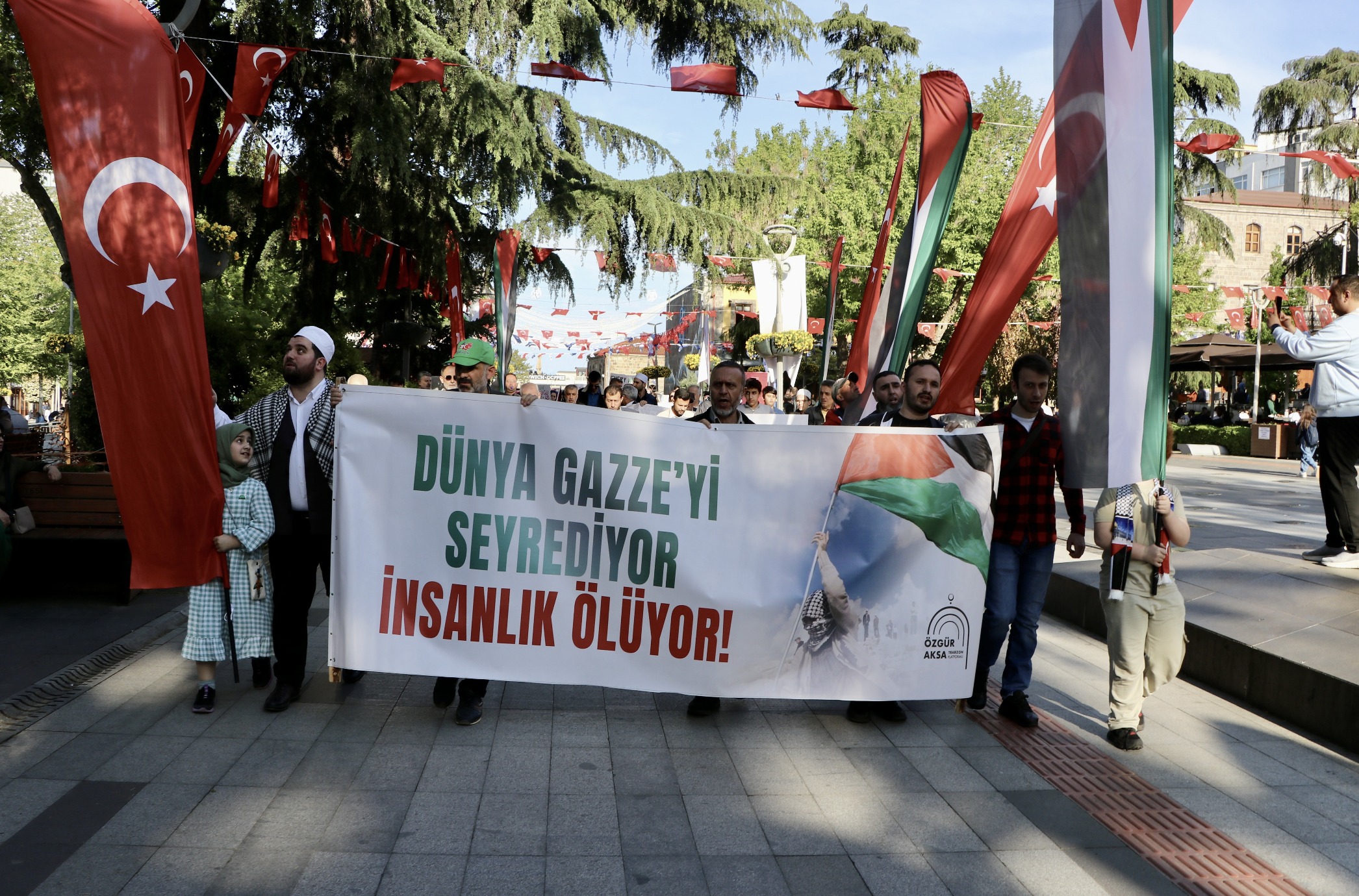 Ekran Resmi 2025 05 07 18.37.45
