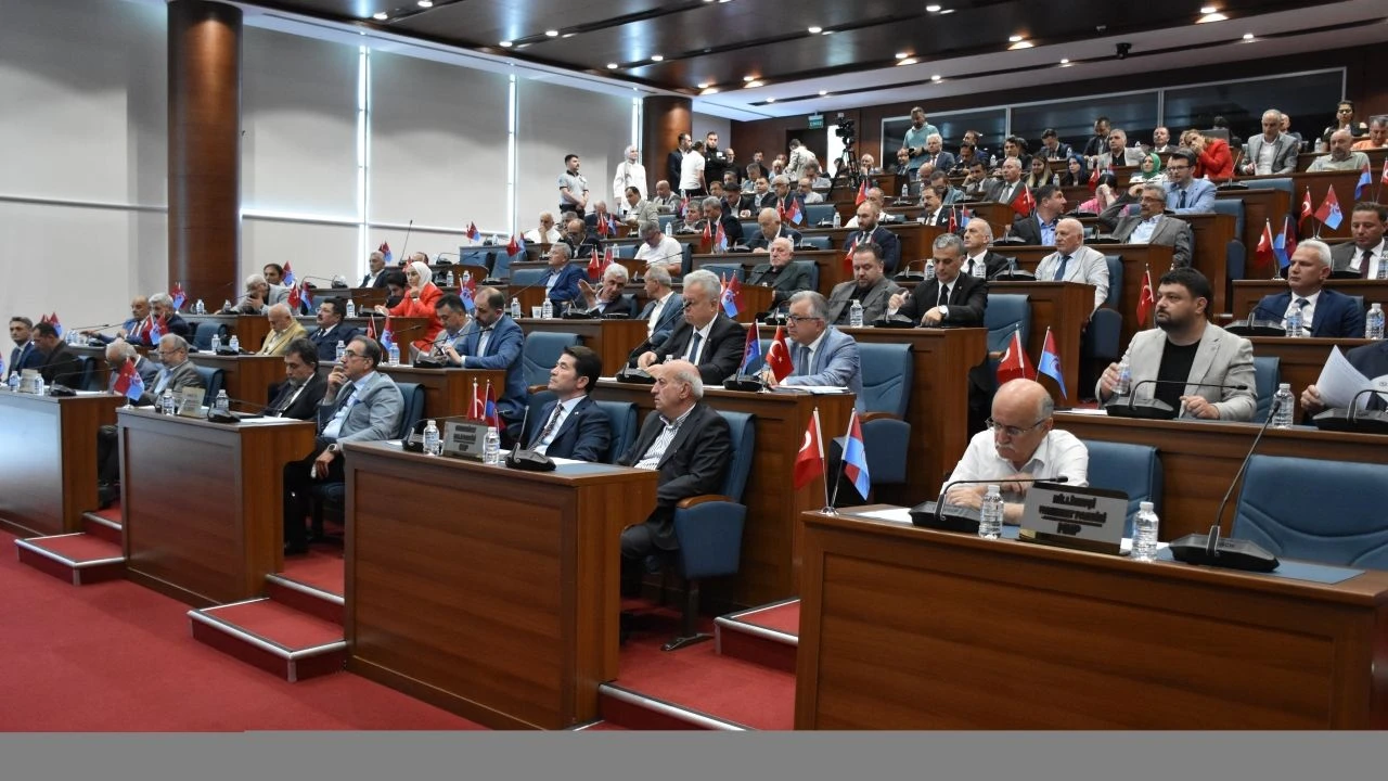 Trabzon Buyuksehir Belediye Baskani Gencten Meclis Toplantisinda Sele Iliskin Degerlendirme