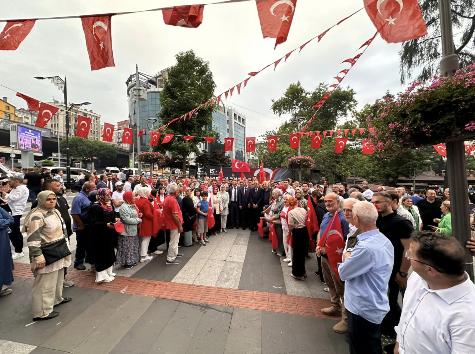 Ekran Resmi 2025 07 15 19.06.06