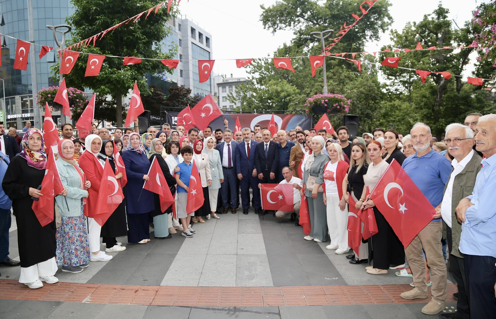 Ekran Resmi 2025 07 15 20.17.07