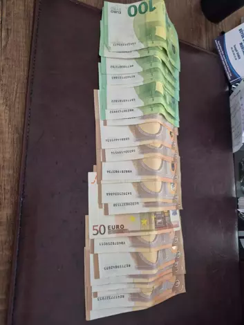 68B04277D500D97442A4Cb04