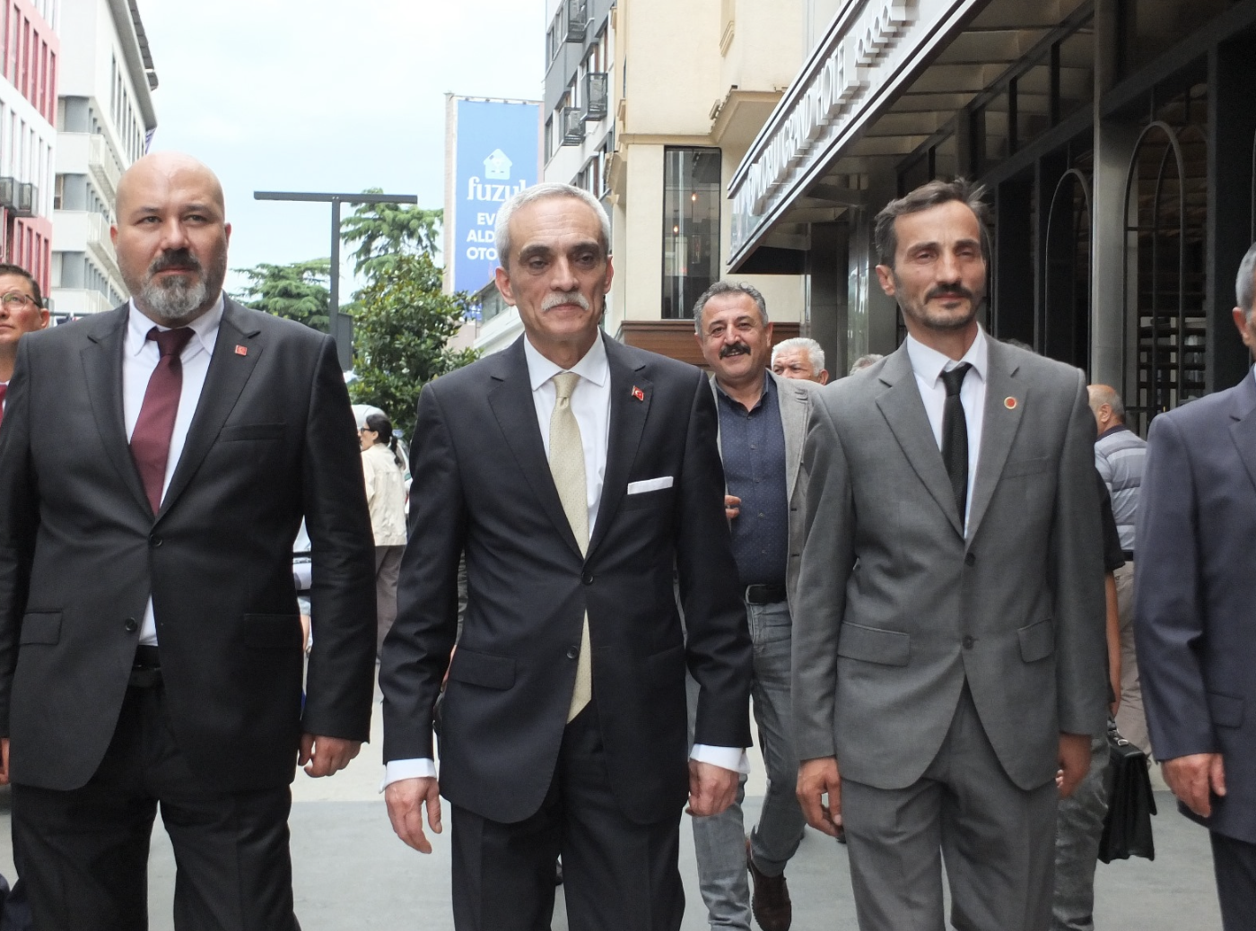 Ekran Resmi 2025 08 06 13.51.34