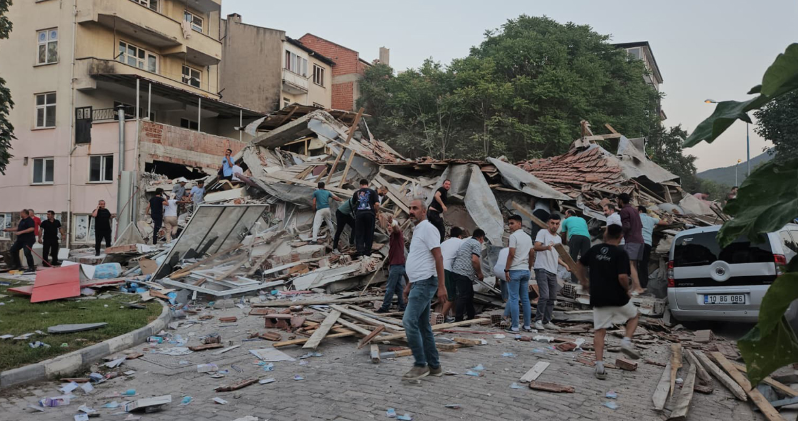 Ekran Resmi 2025 08 10 20.25.52