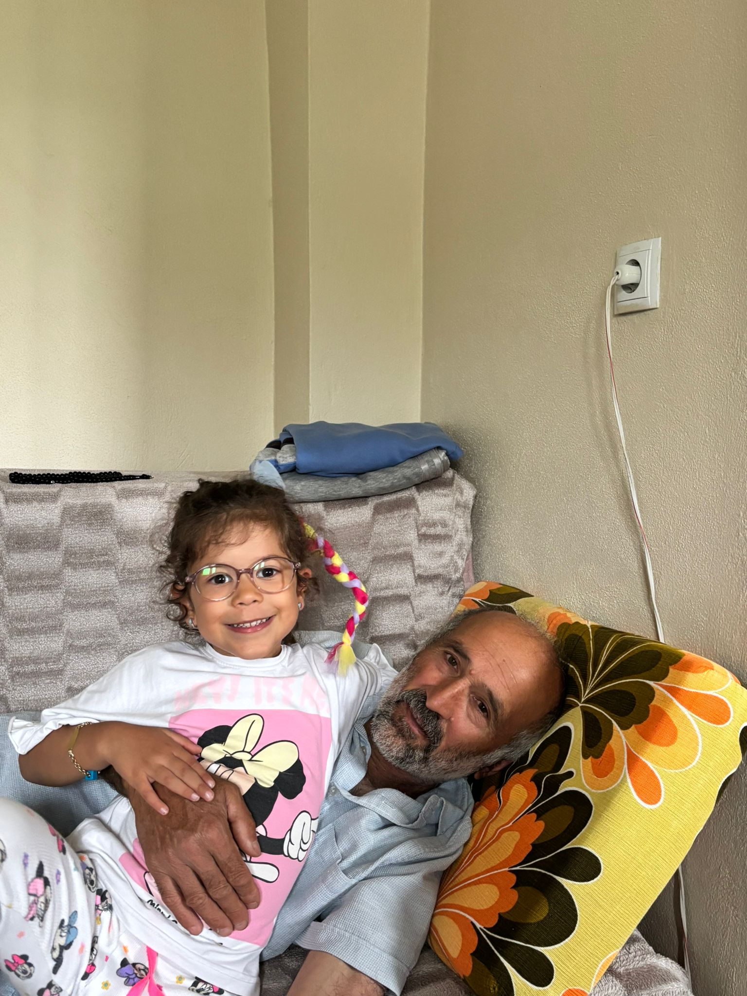 U Z U L D U G U I C I N V E D A E D E M E D I G I T O R U N U N U N A 853449 253182