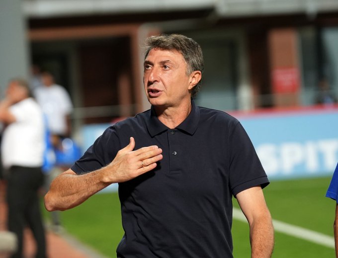 G1 Z H Yn D W U A A K79B