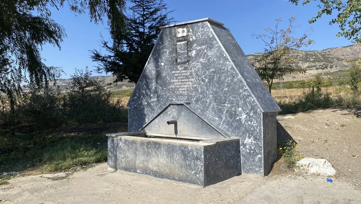 68E589703B174752 W1200Xh677-1