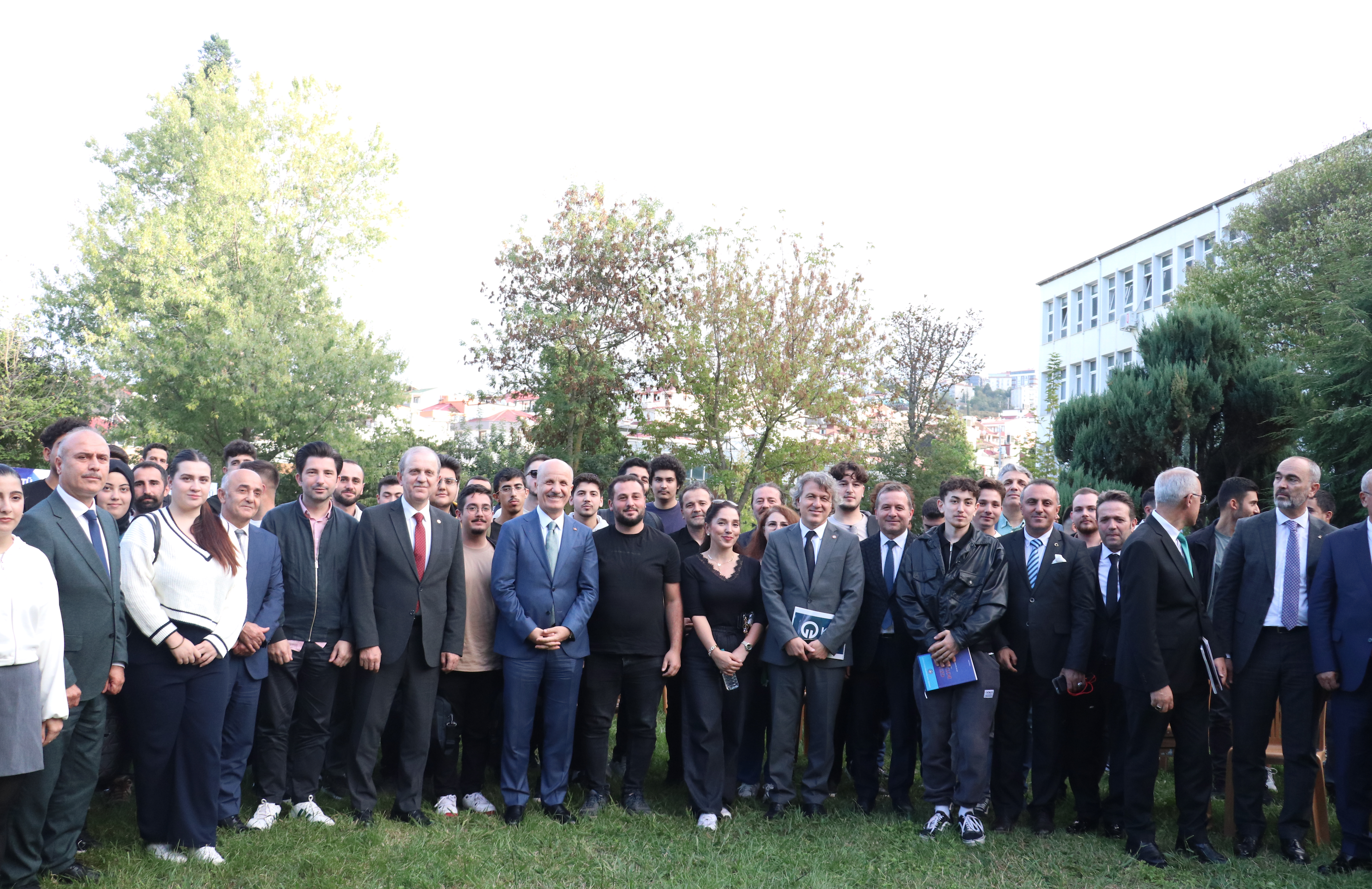 Ekran Resmi 2025 10 06 19.40.42