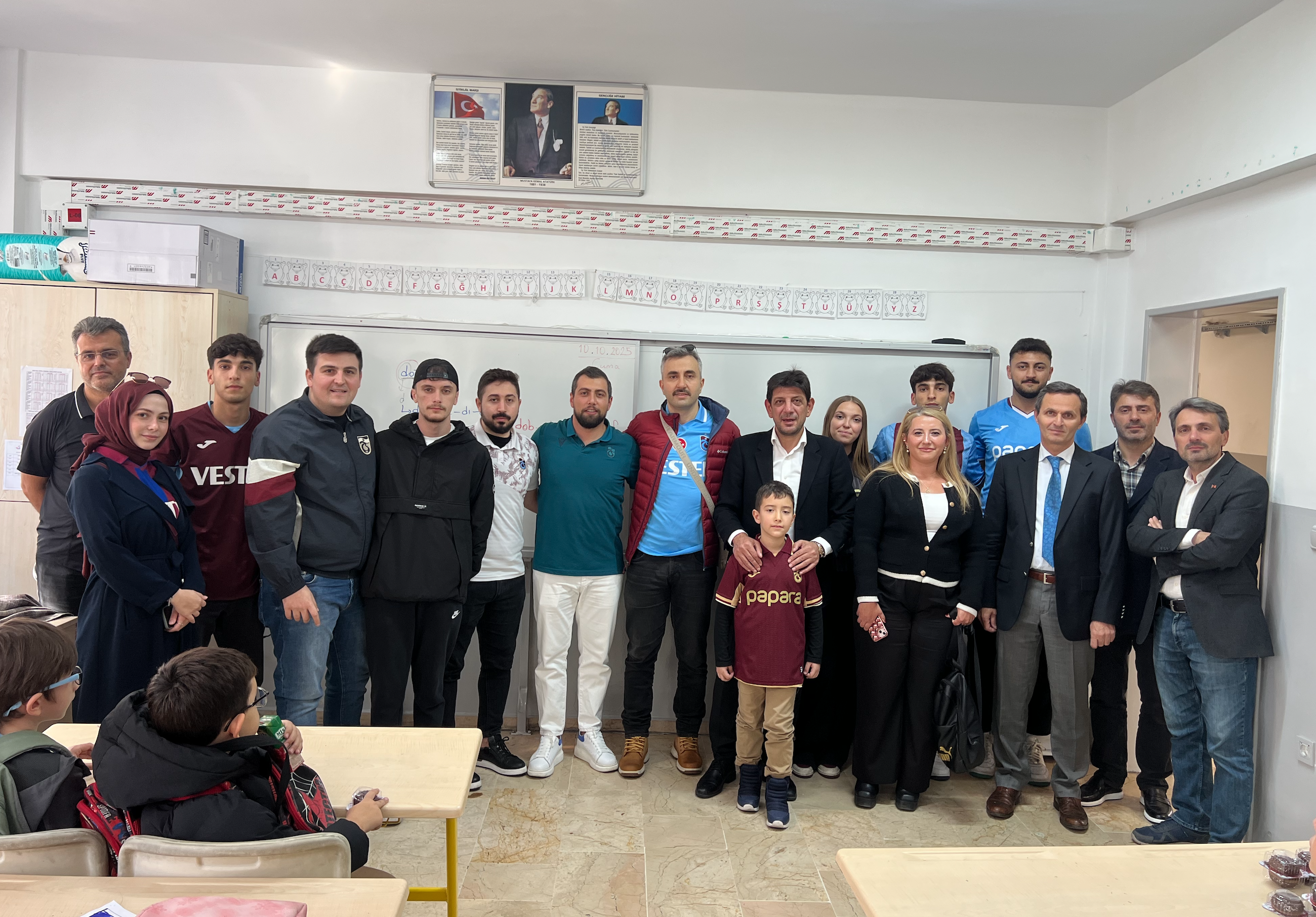 Ekran Resmi 2025 10 10 18.34.15