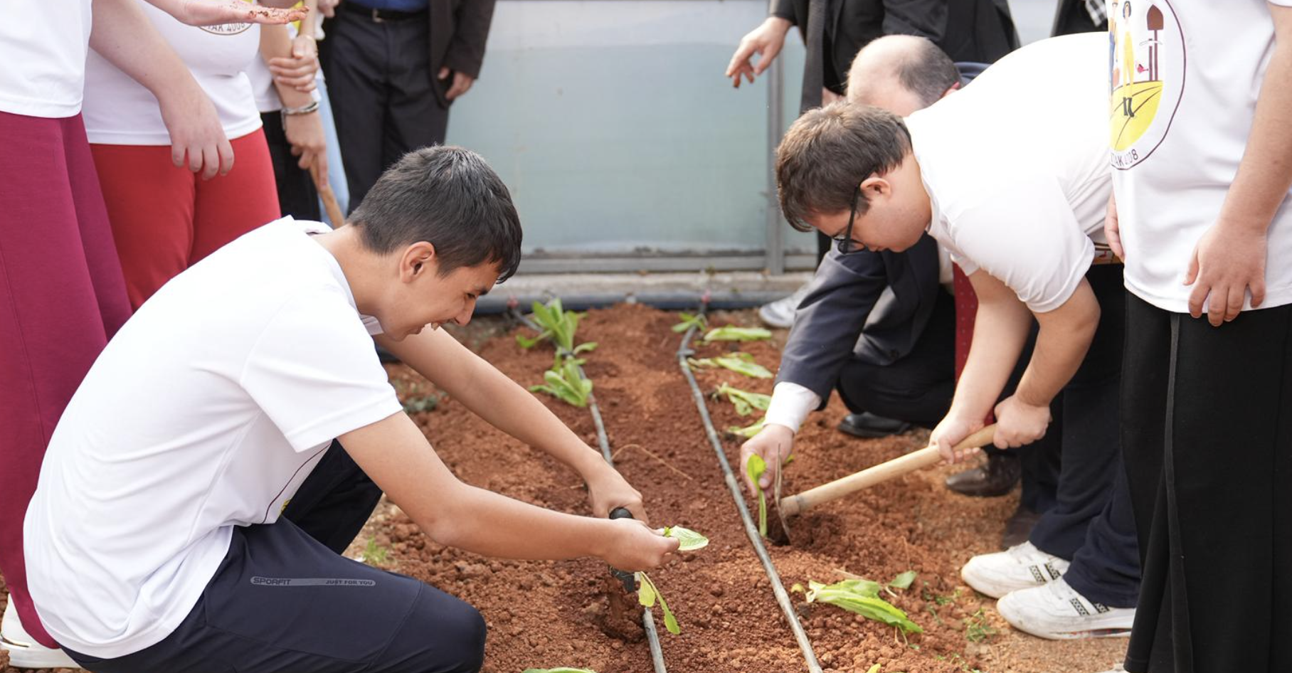 Ekran Resmi 2025 10 16 13.37.52