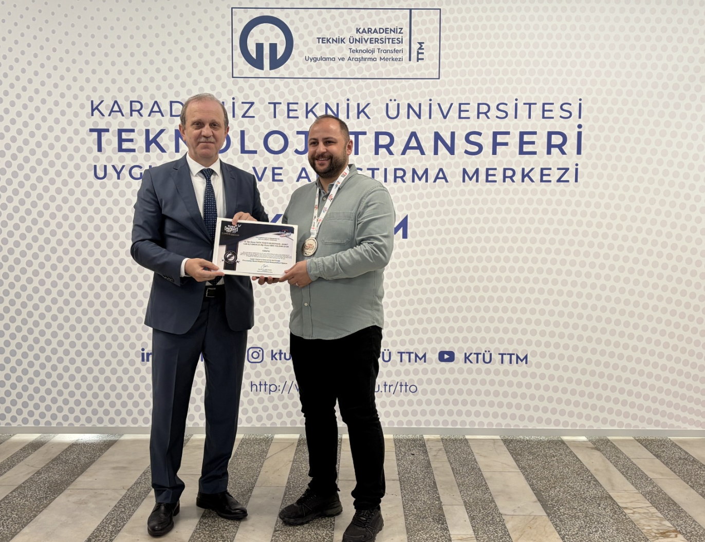 Ekran Resmi 2025 10 17 16.59.03