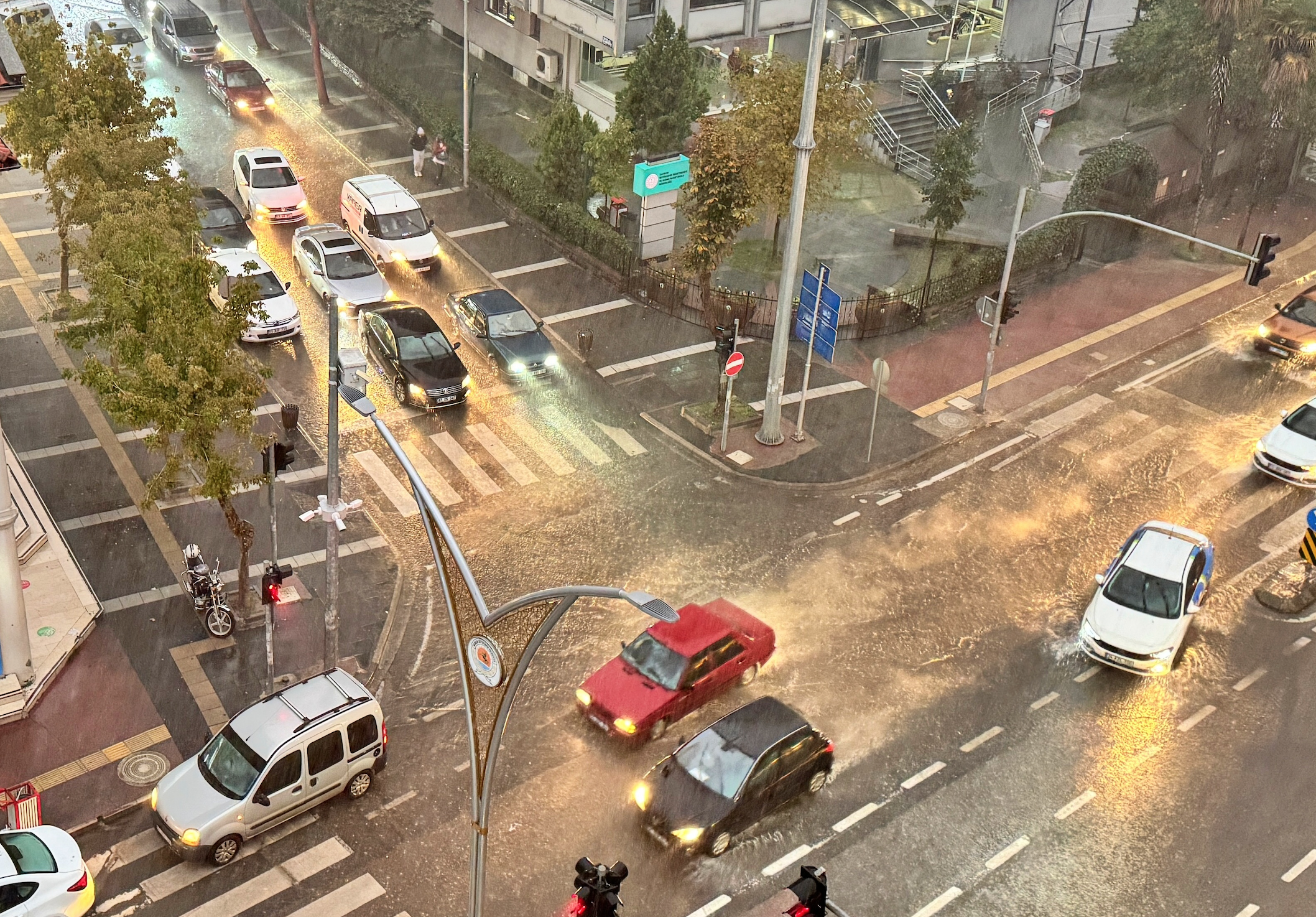 Ekran Resmi 2025 10 19 18.45.34