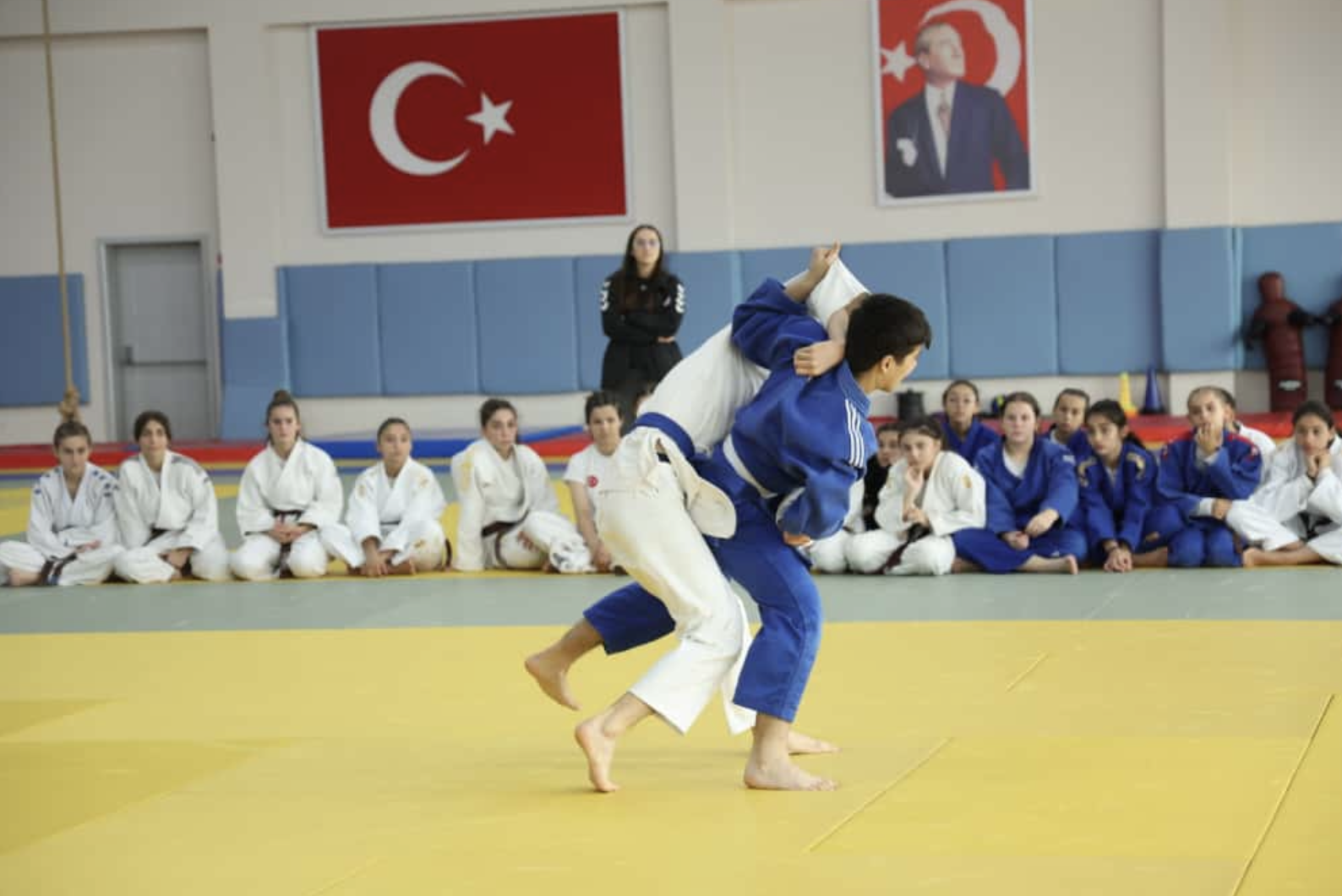 Ekran Resmi 2025 10 20 14.23.08