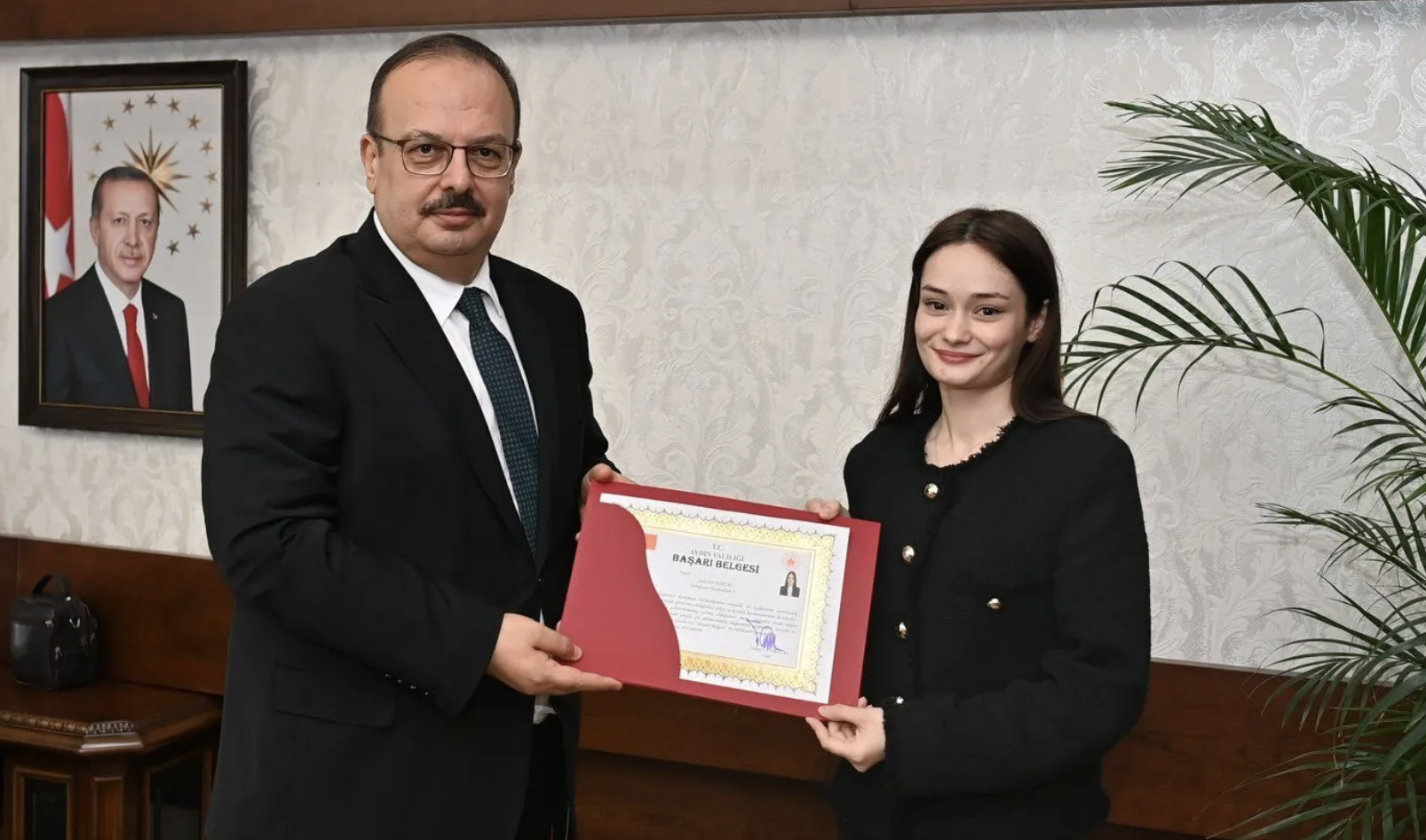 Ekran Resmi 2025 10 21 15.18.31