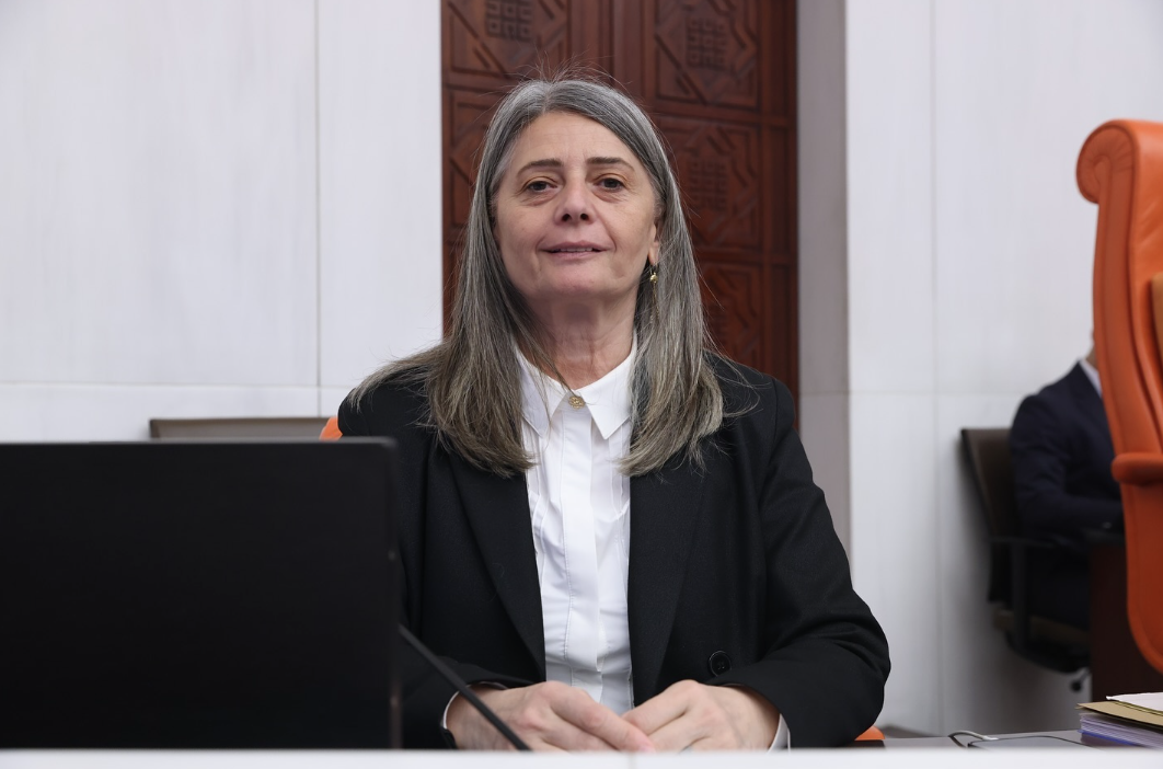 Ekran Resmi 2025 10 22 22.58.27