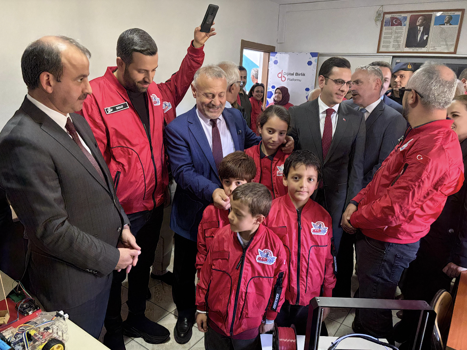 Ekran Resmi 2025 10 27 14.13.33