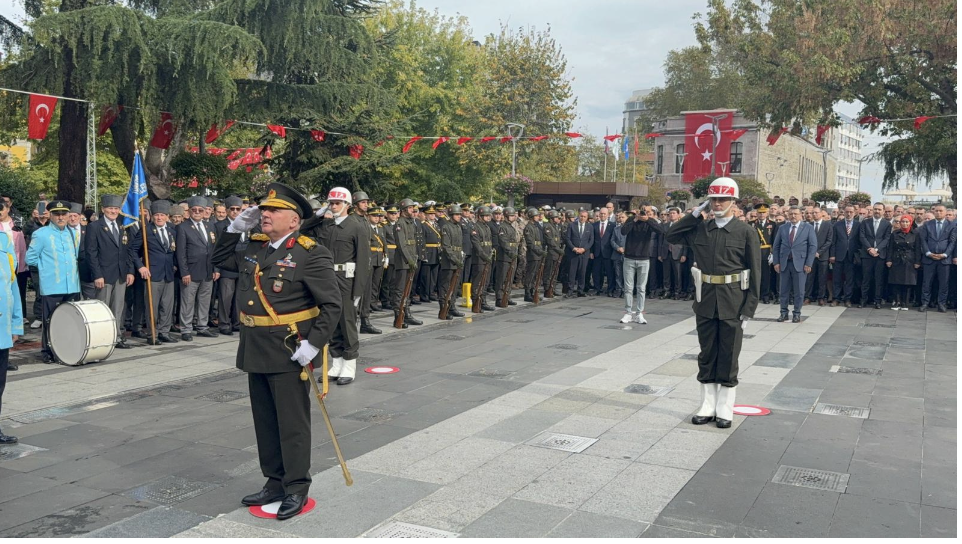 Ekran Resmi 2025 10 28 13.15.14