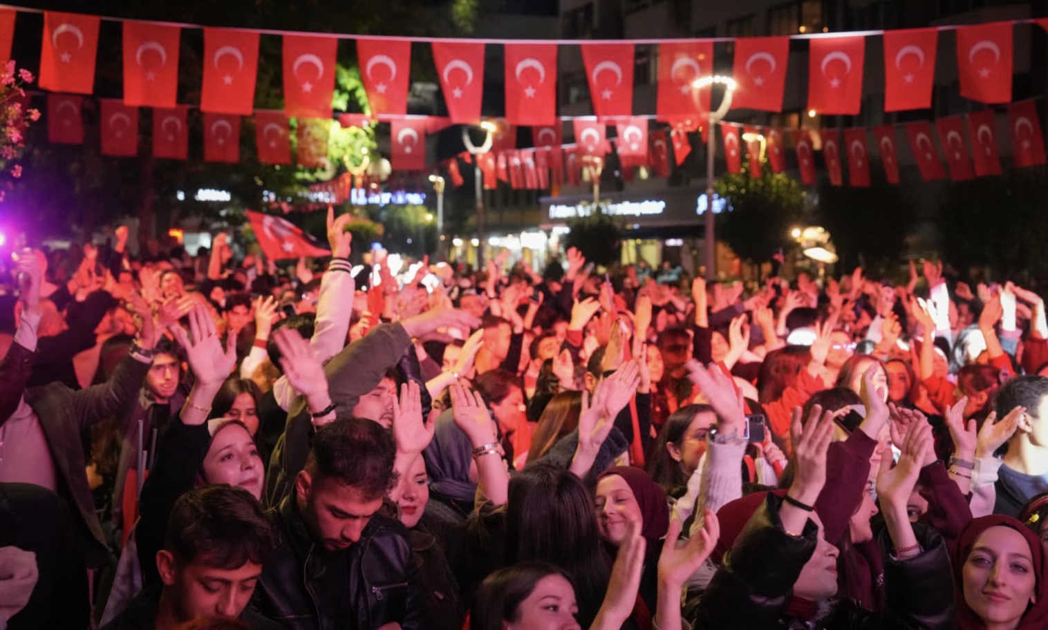 Ekran Resmi 2025 10 30 13.37.25