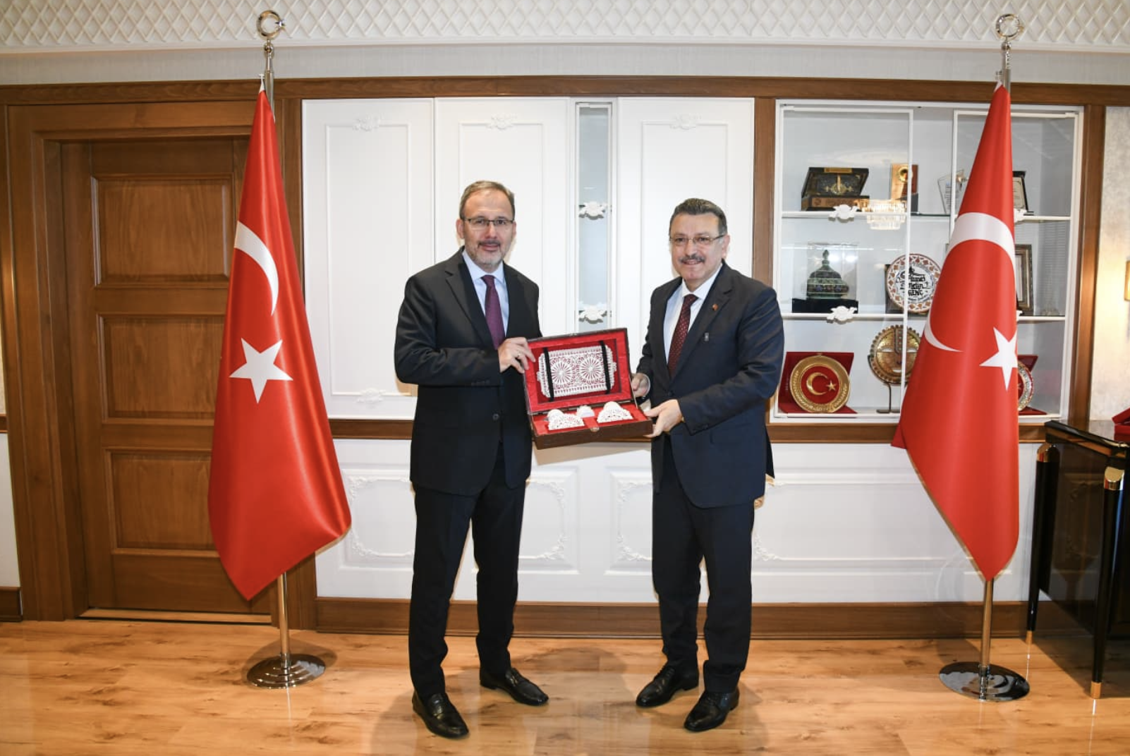 Ekran Resmi 2025 10 31 12.44.38