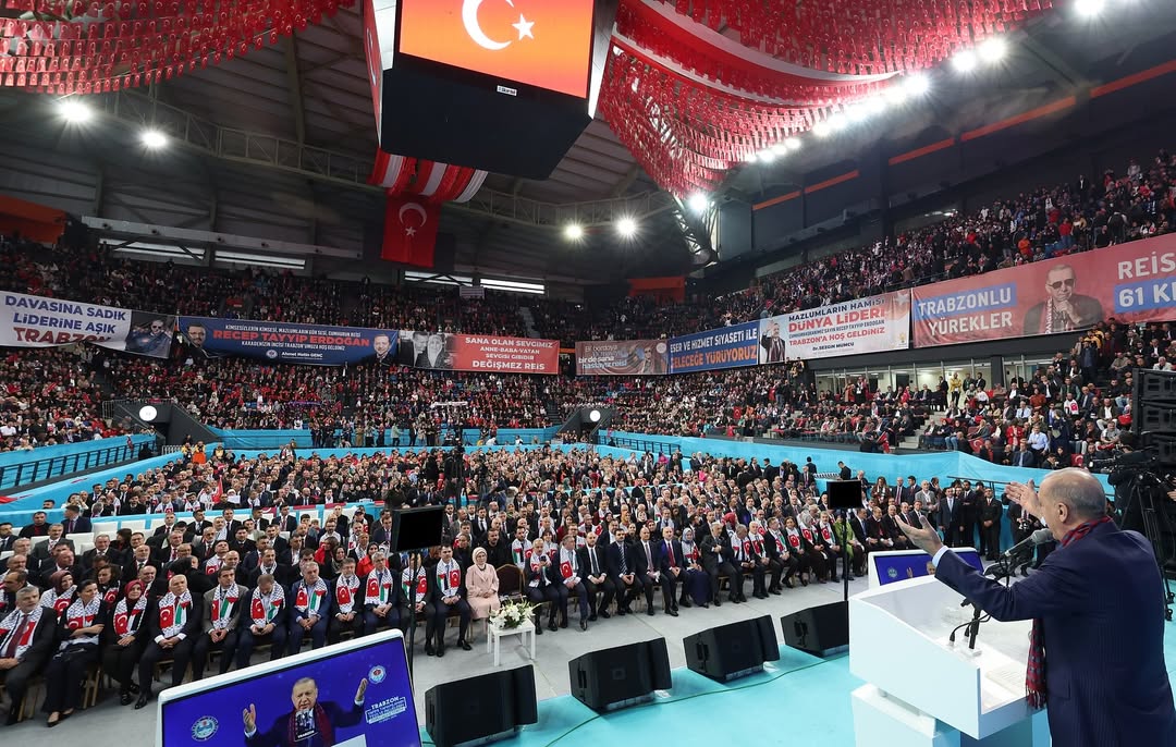 Trabzon’da, Bereketiyle Ve Güzelliğiyle Hepimizi Kucaklayan Bu Topraklarda, Değerli Trabzonlular (2)