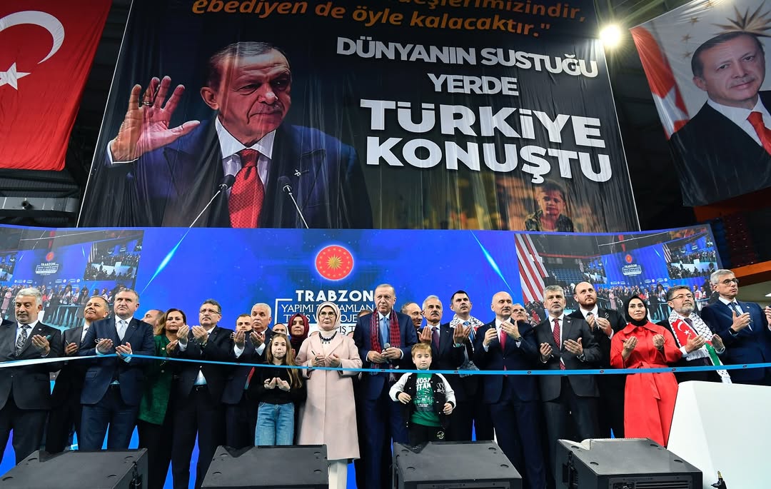 Trabzon’da, Bereketiyle Ve Güzelliğiyle Hepimizi Kucaklayan Bu Topraklarda, Değerli Trabzonlular