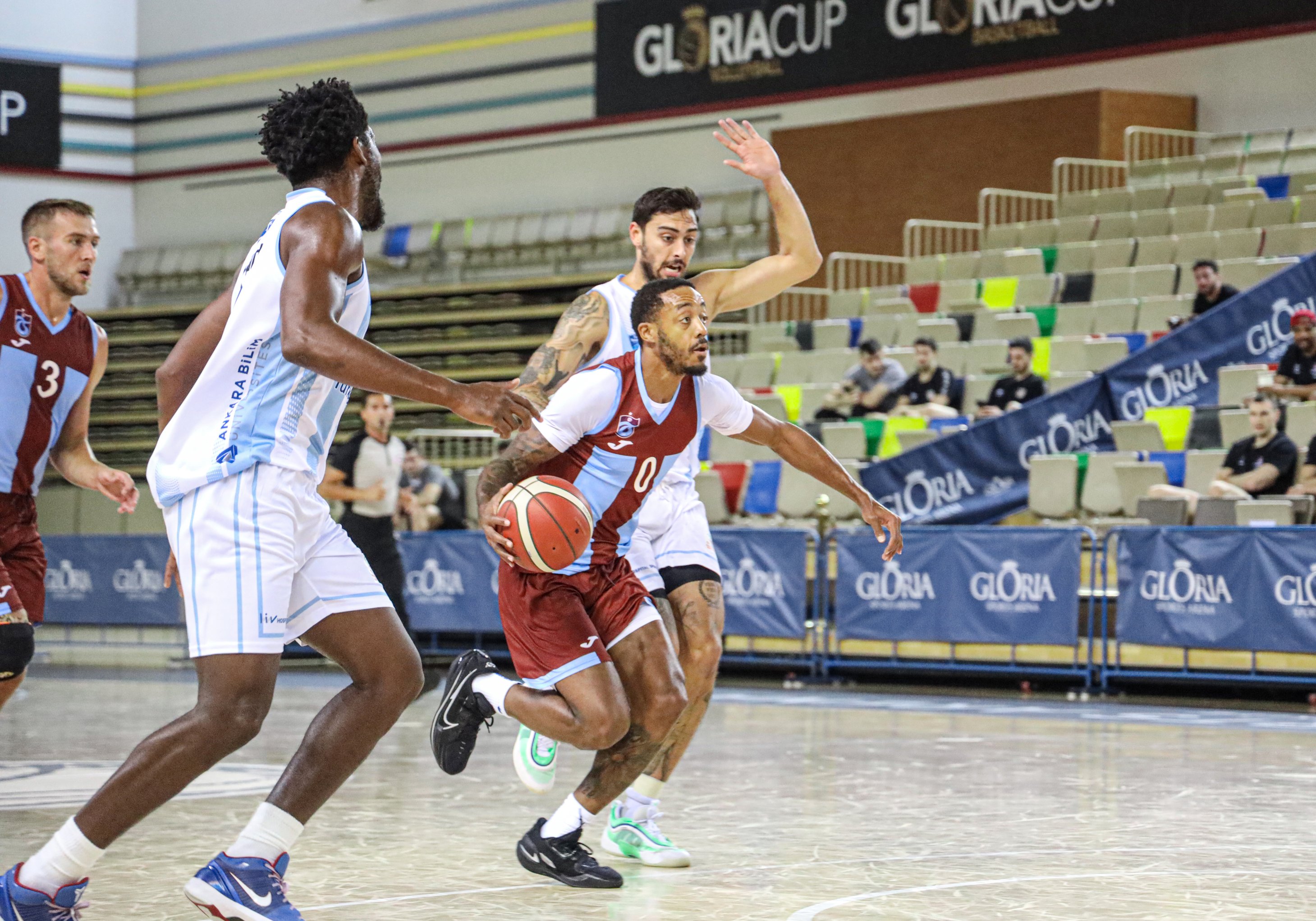 Trabzonspor 52061Cbaf2B048158B41002B73B1B217