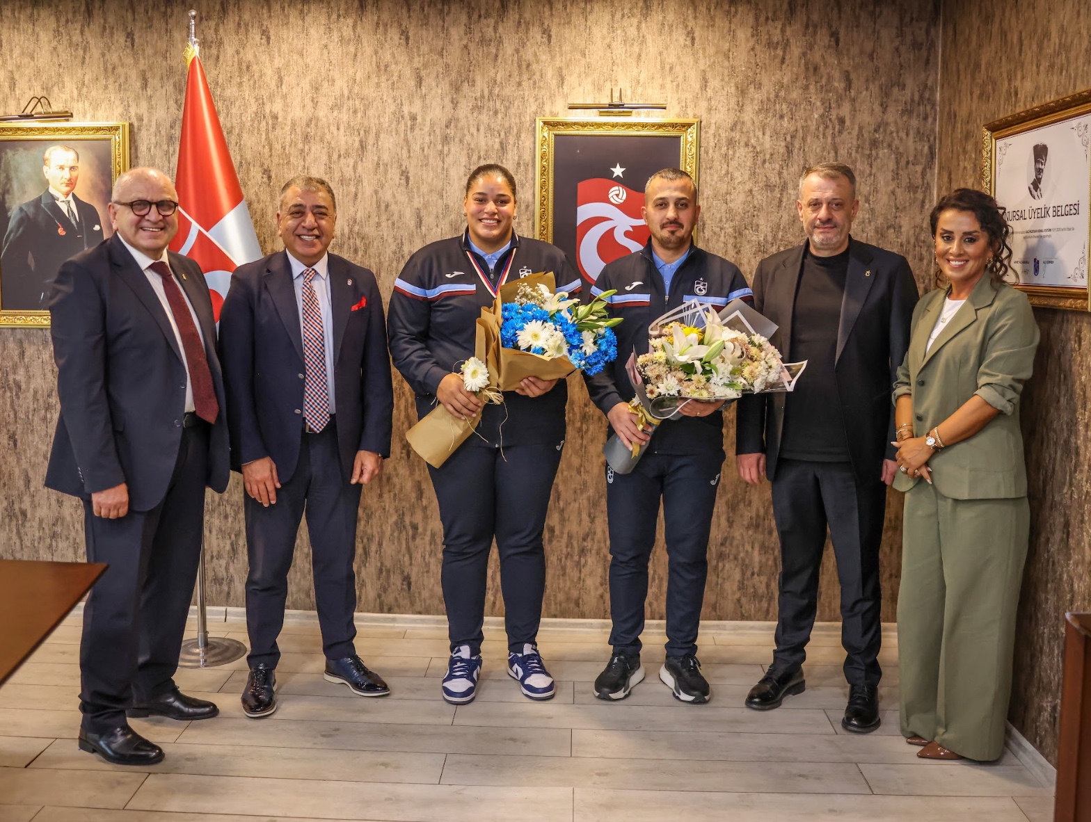 Whatsapp Image 2025 10 16 At 17.13.28