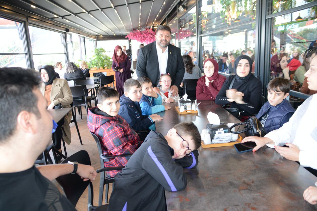 A0876306 29B5 4556 8645 Aadfe3Adfdff