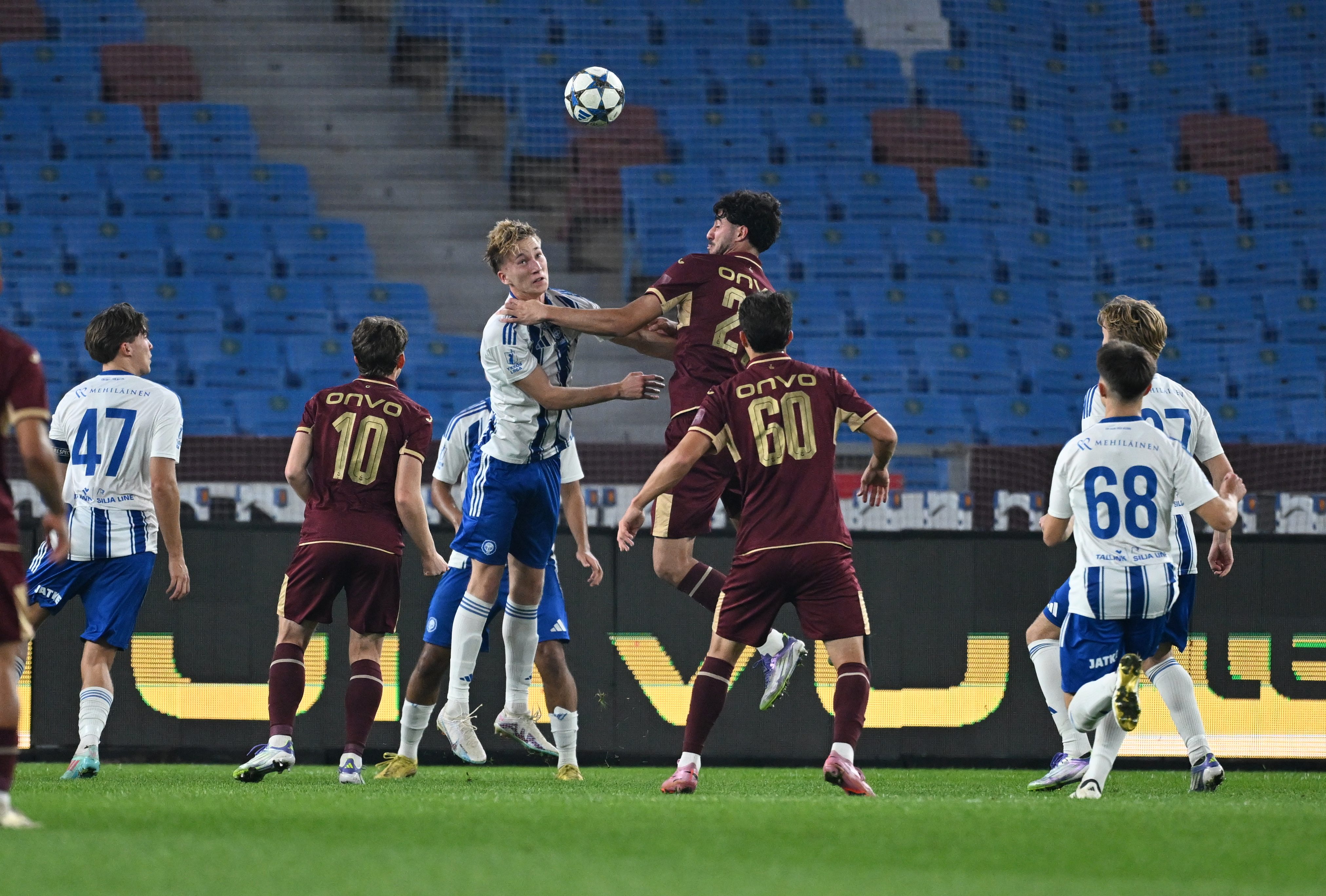 Aa 20251105 39625677 39625667 Trabzonspor Hjk Helsinki Kopya