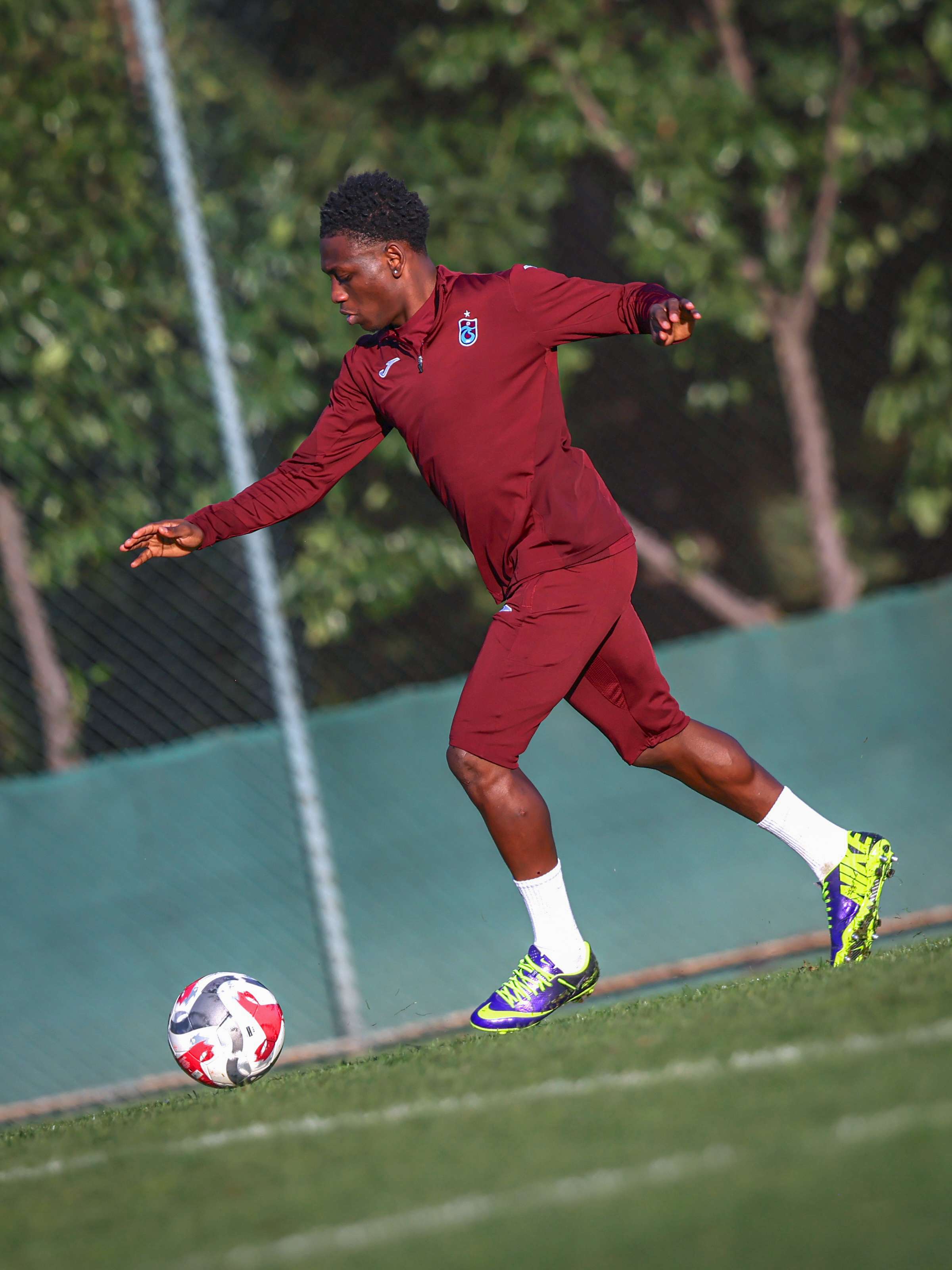 Dfb87Fbb555B4C7D9B215444173099E4