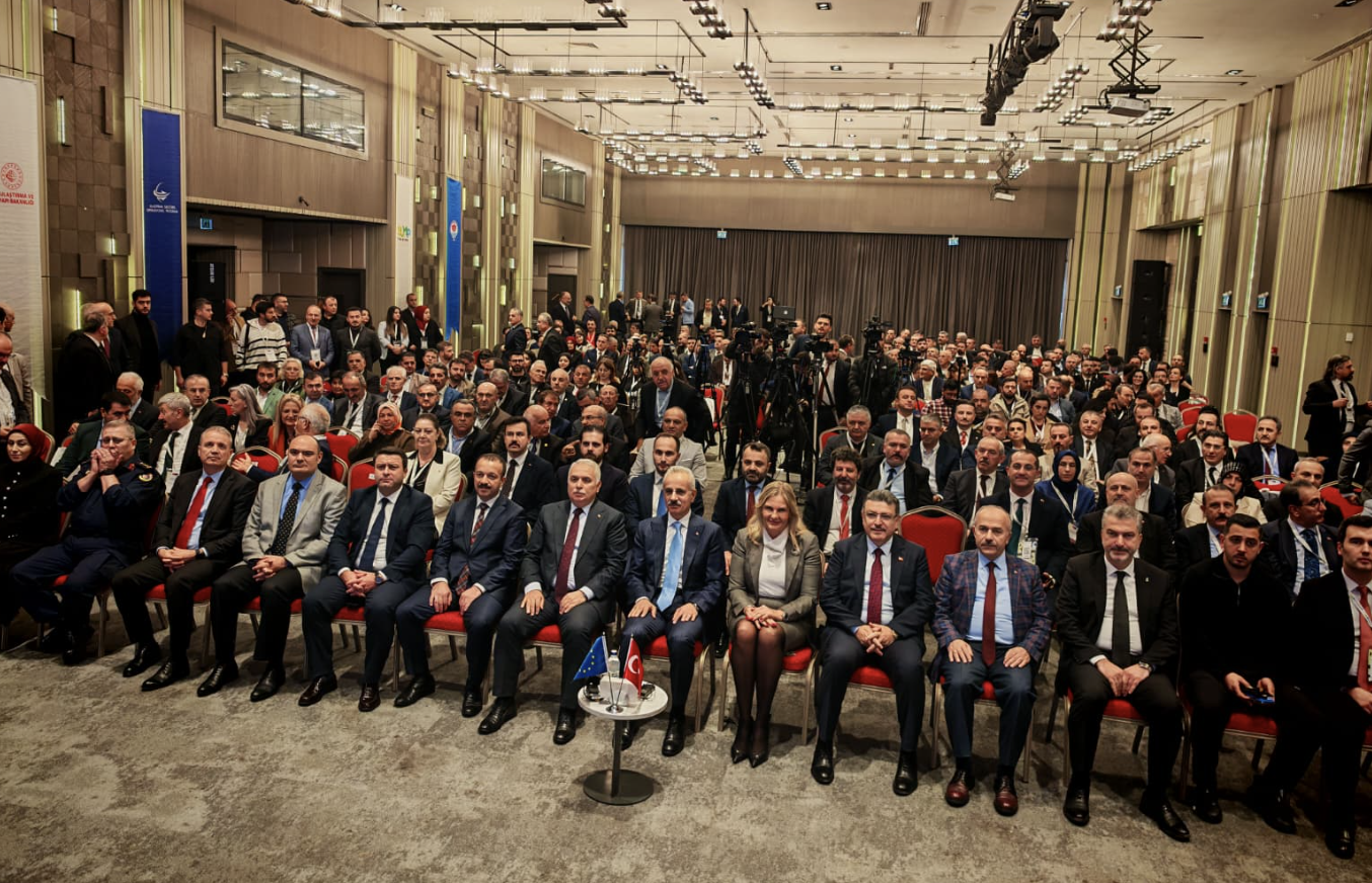 Ekran Resmi 2025 11 04 10.25.06