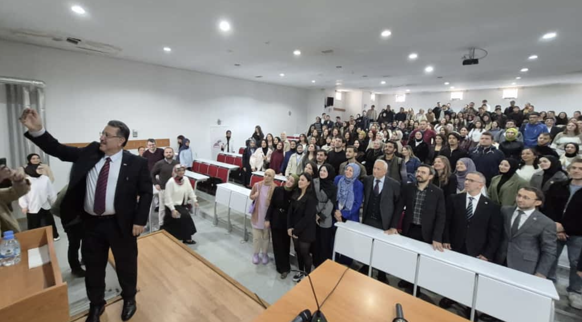 Ekran Resmi 2025 11 06 12.31.27