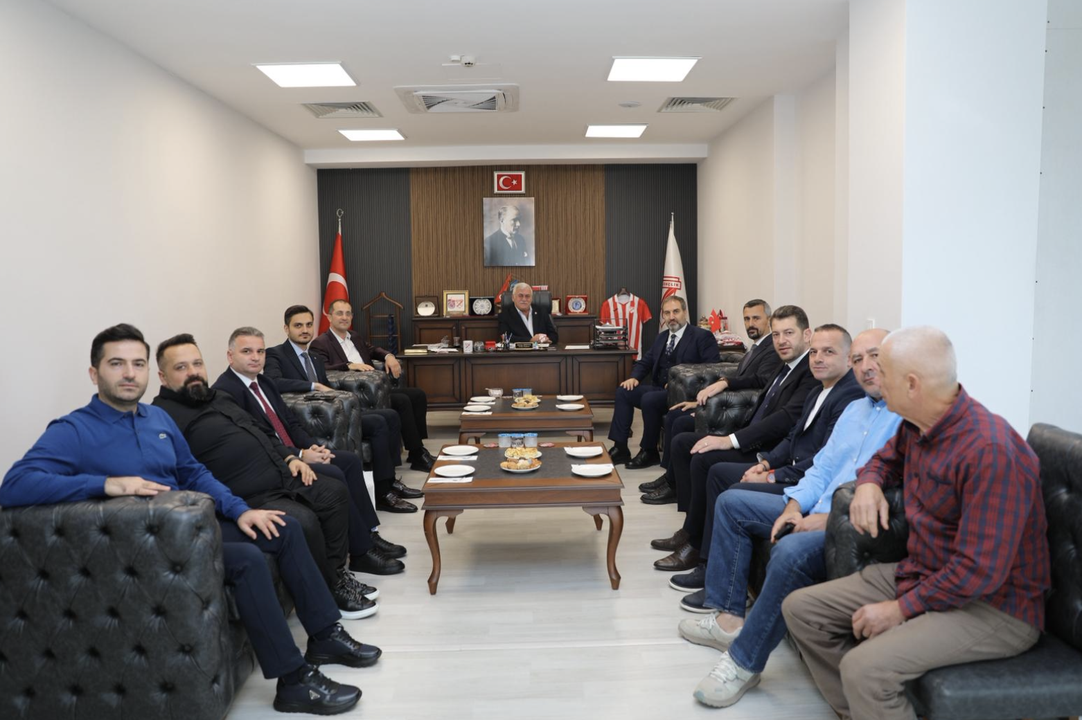 Ekran Resmi 2025 11 07 12.03.28