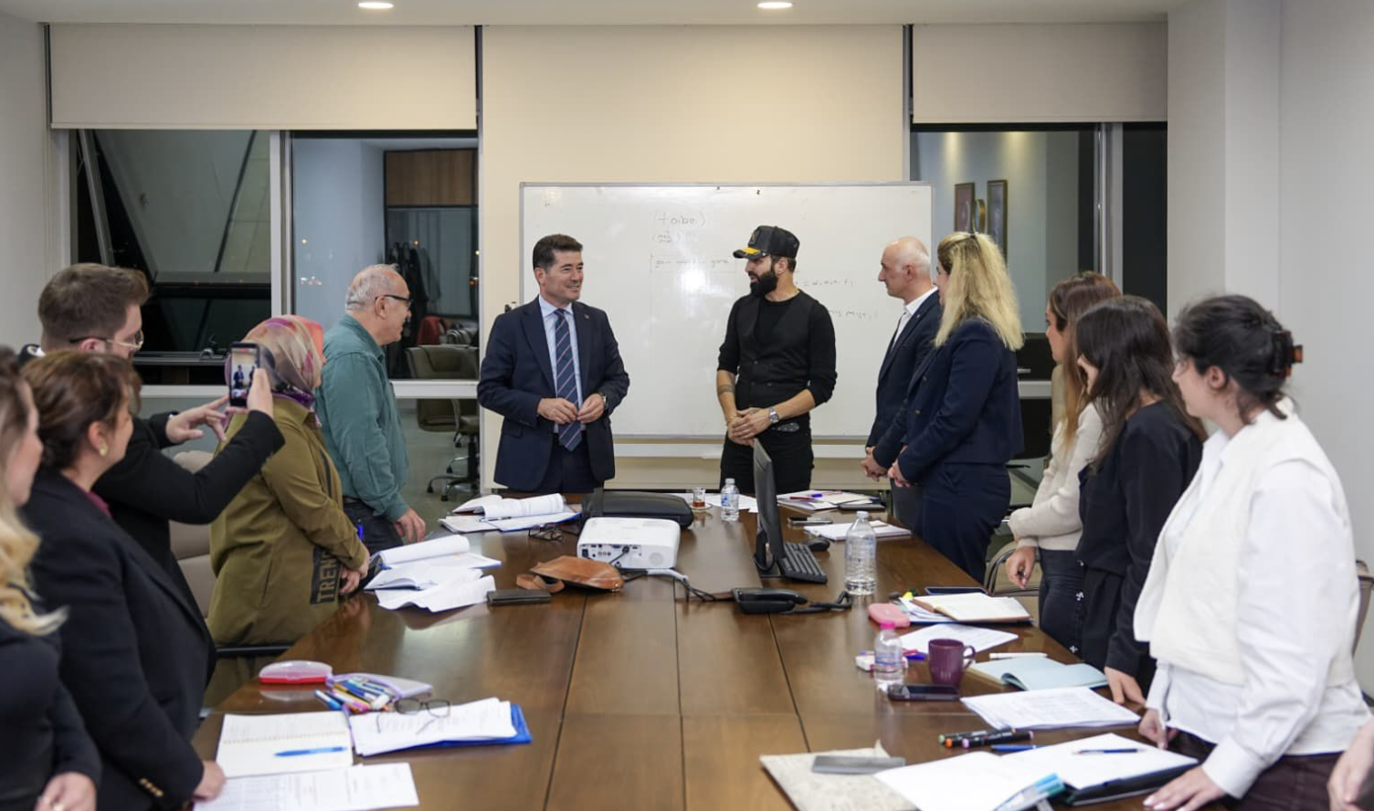 Ekran Resmi 2025 11 08 11.22.12