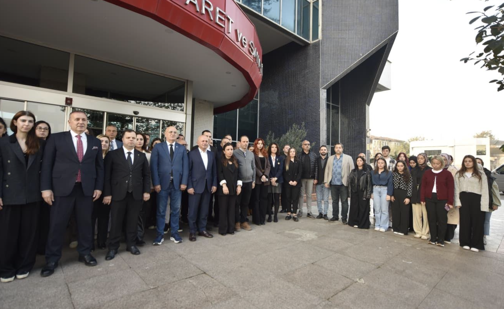 Ekran Resmi 2025 11 10 09.42.03