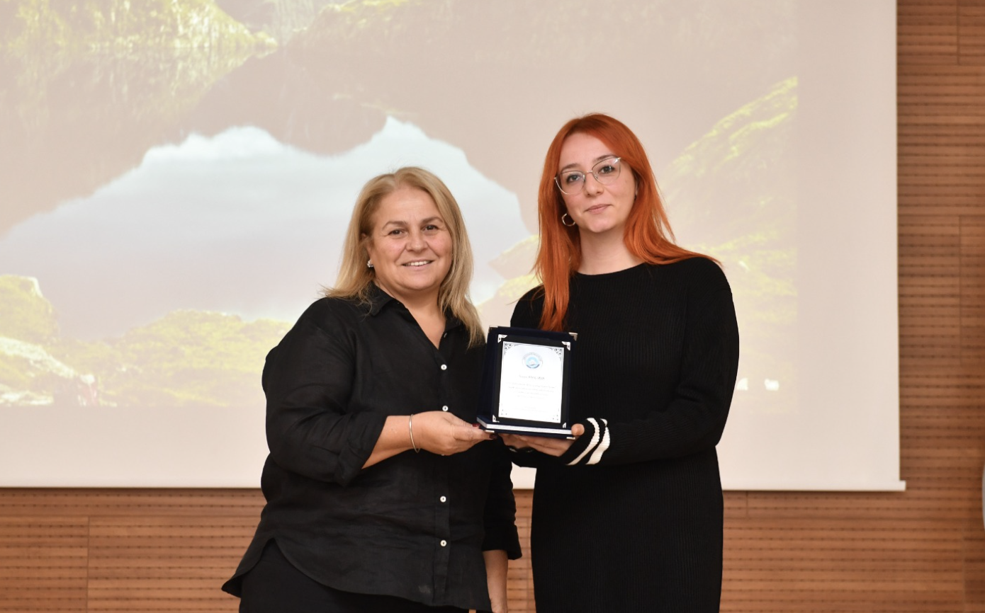 Ekran Resmi 2025 11 11 10.30.21