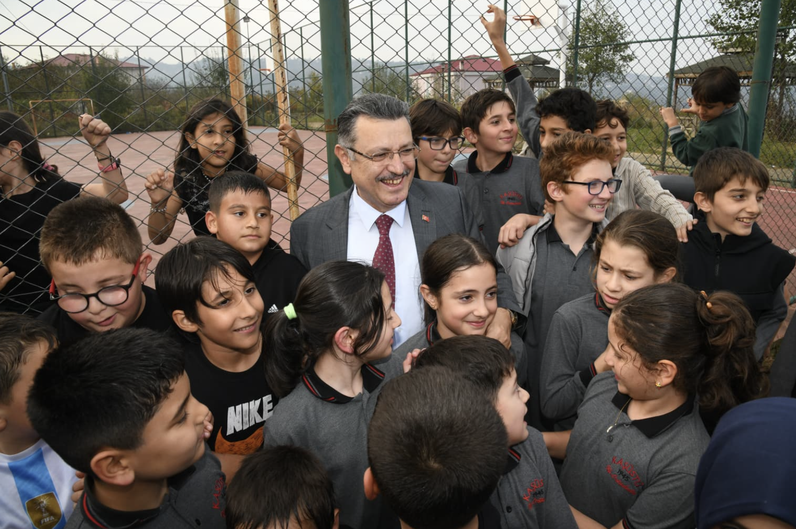 Ekran Resmi 2025 11 11 12.00.13