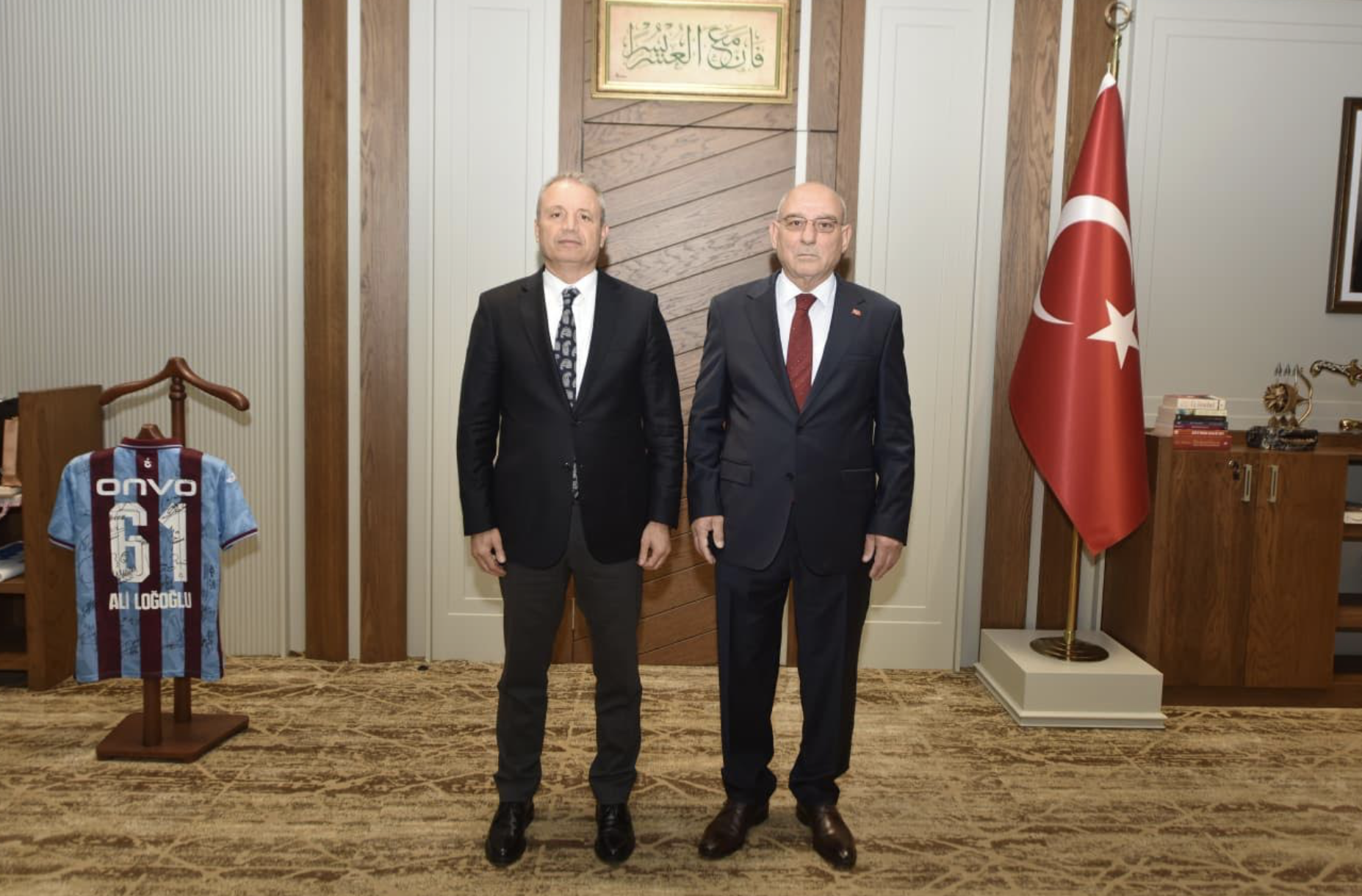 Ekran Resmi 2025 11 14 15.57.20