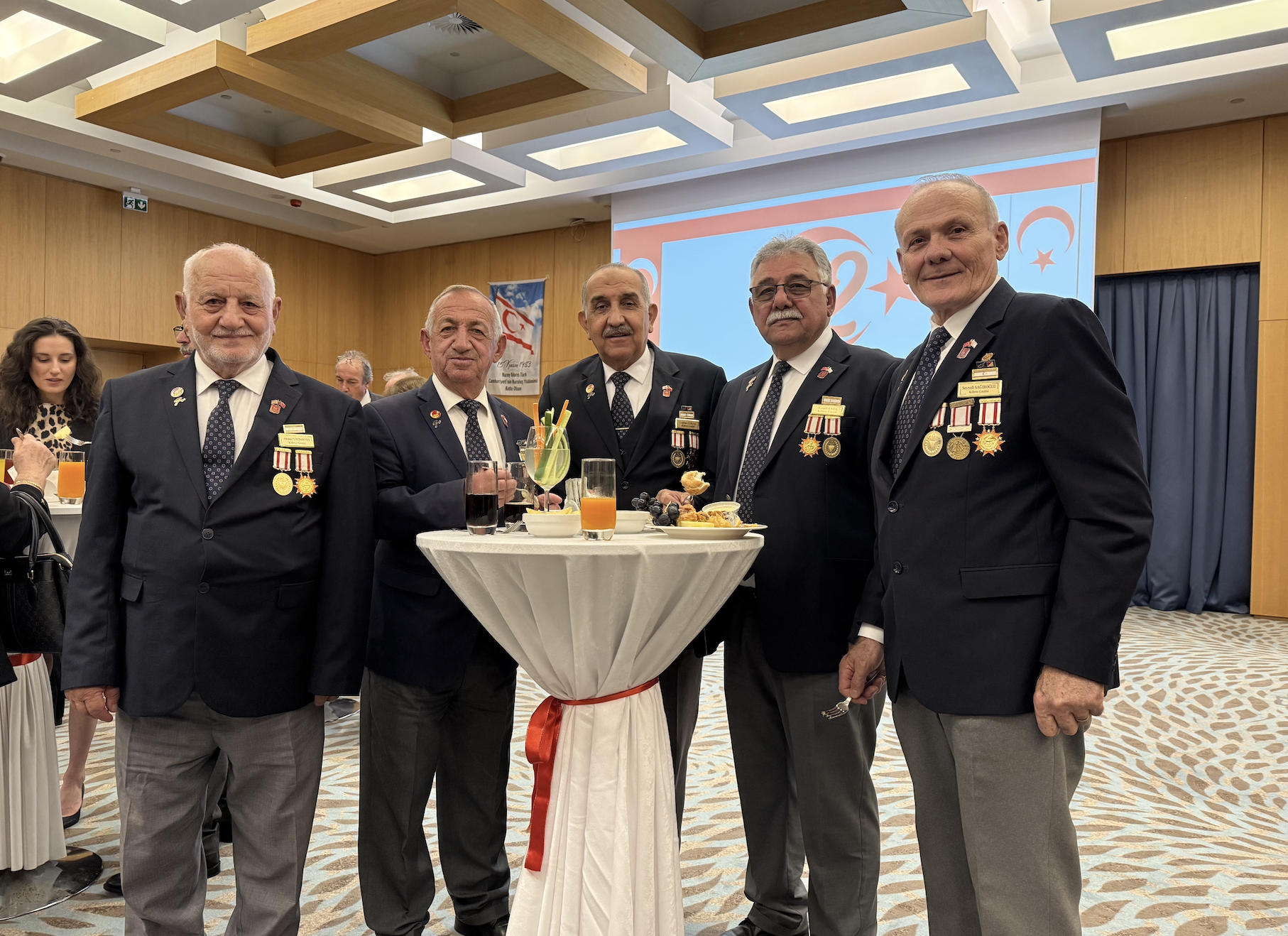 Ekran Resmi 2025 11 15 21.40.35