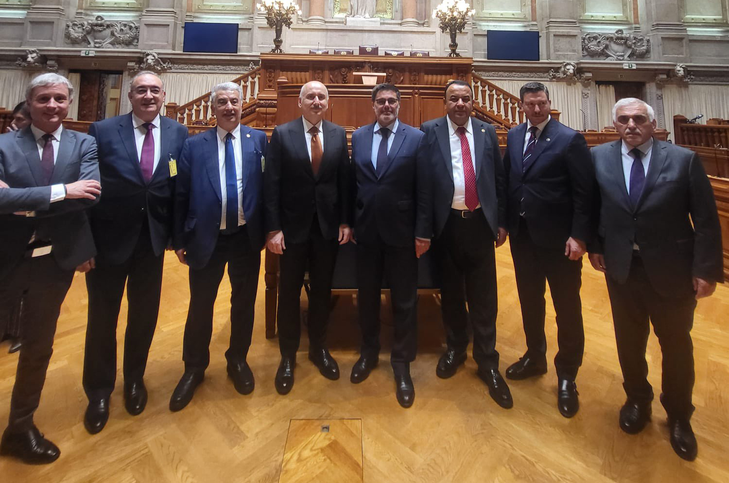 G5Ksy H E Wc A A Ww81