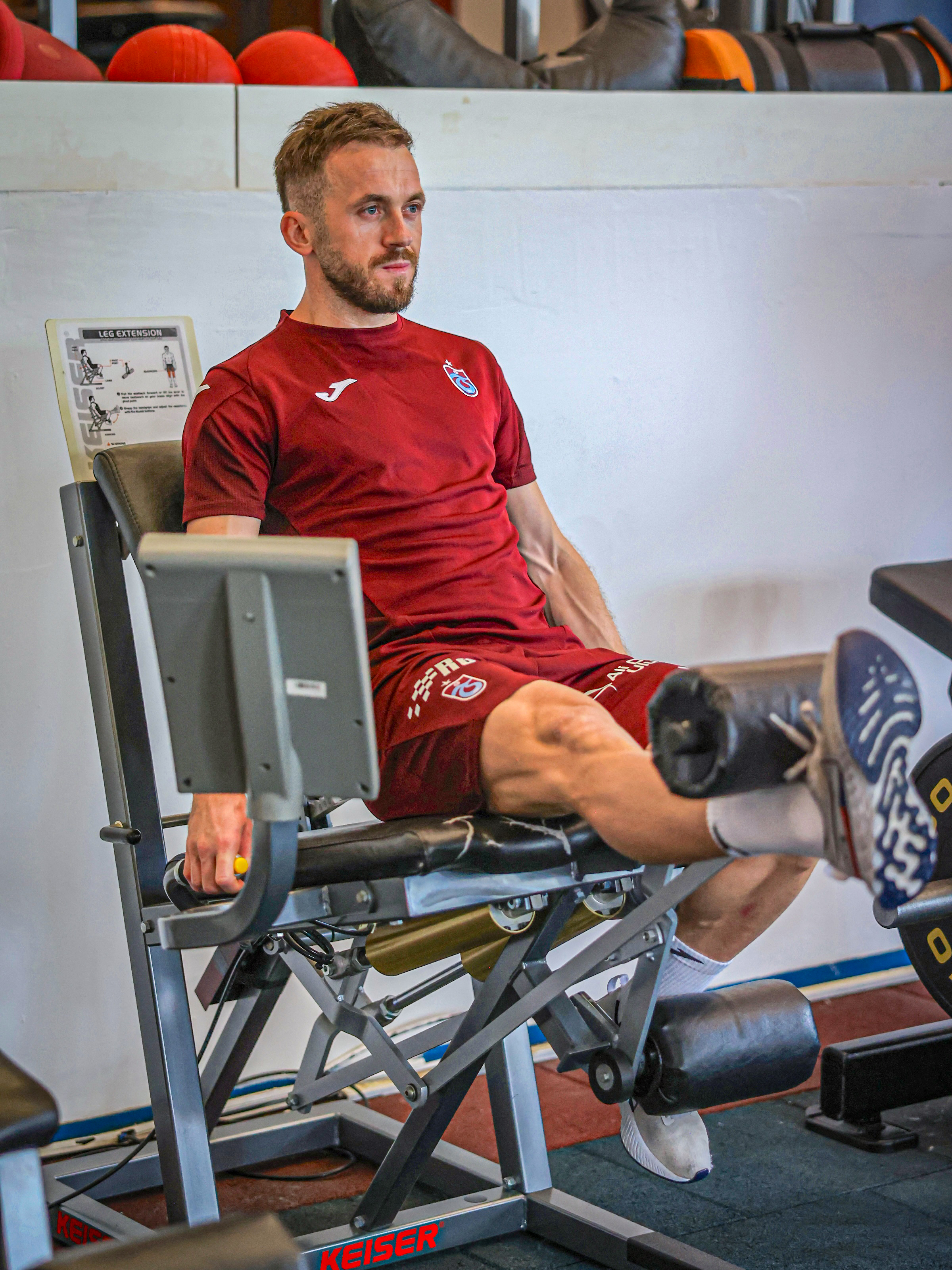 G5Y K E M W A A A B 79