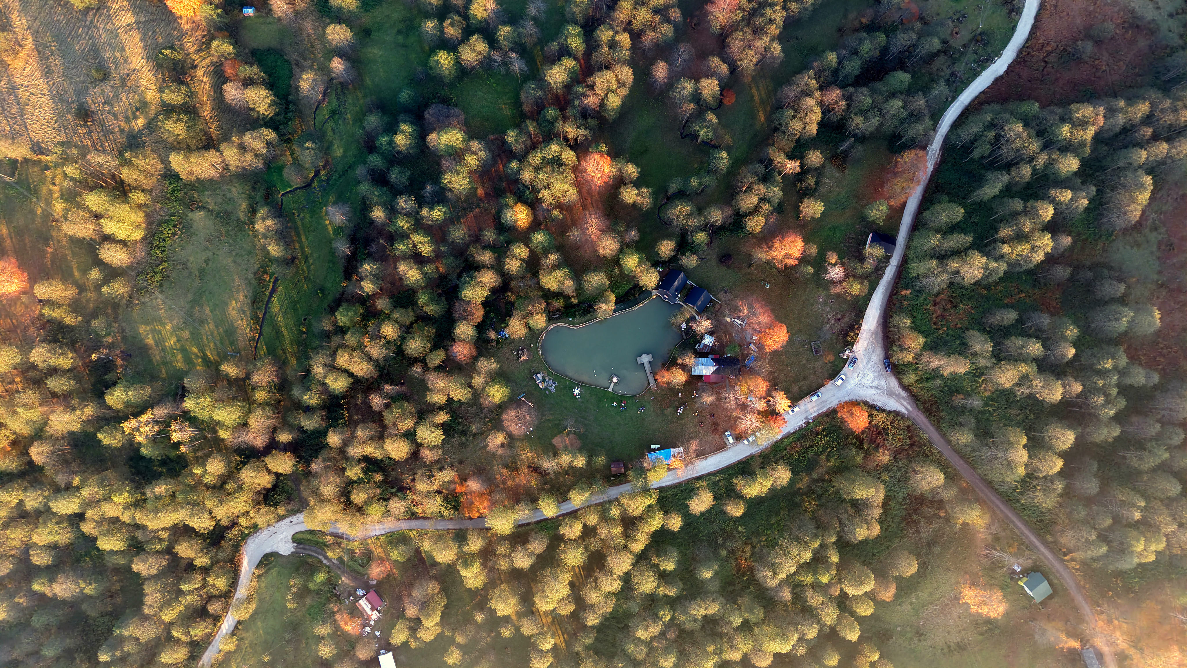 T R A B Z O N K A R A D E N I Z’ D E D O G A S O L E N I Z I R V E 996881 295719