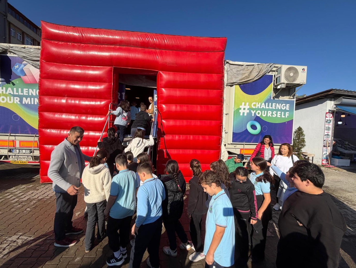 Whatsapp Image 2025 11 18 At 13.42.33