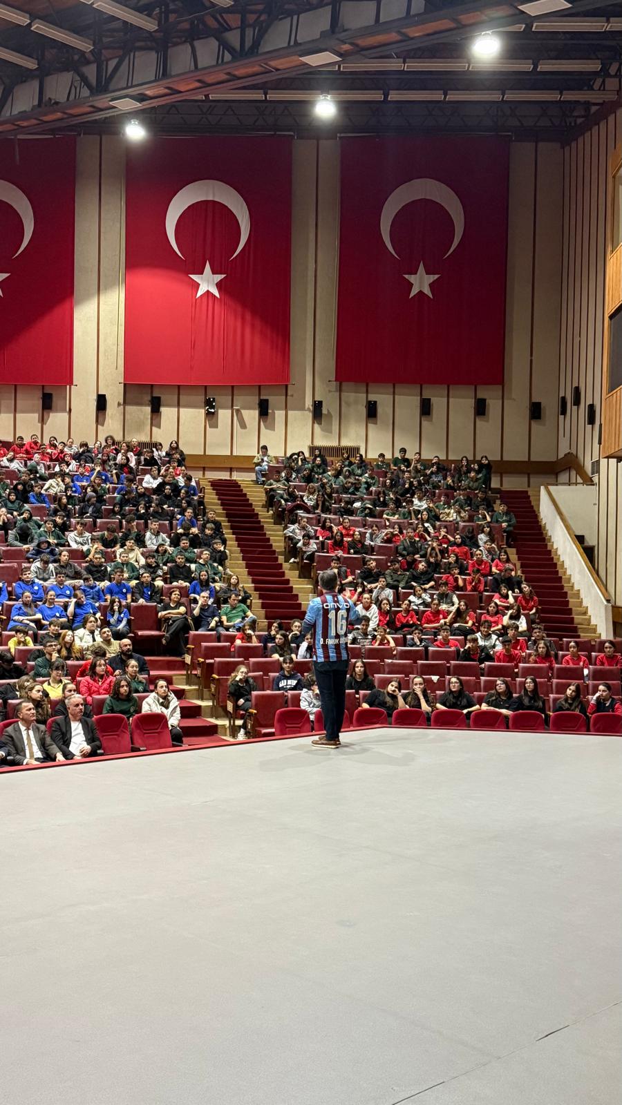 Whatsapp Image 2025 11 25 At 17.58.00 (1)