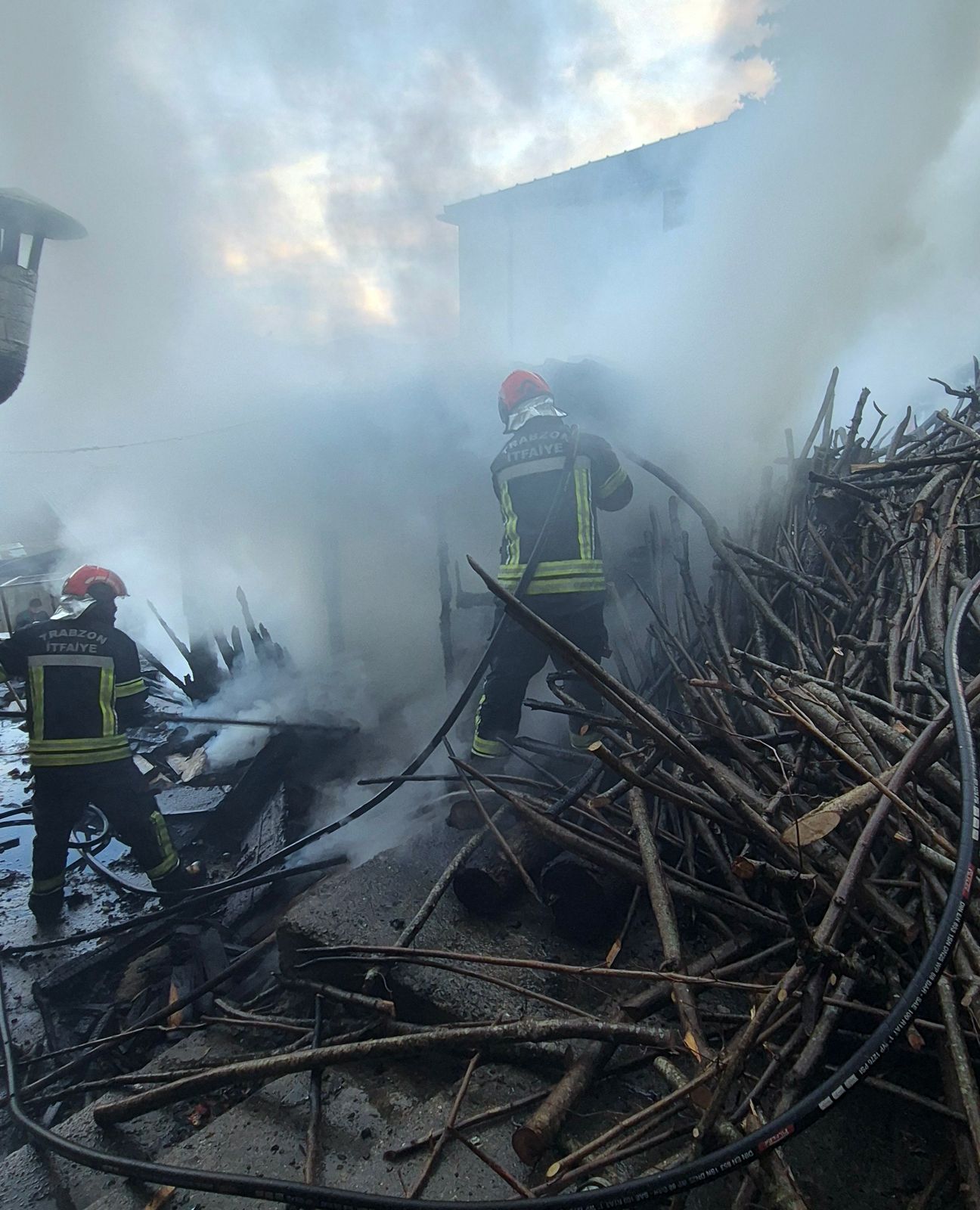 Whatsapp Image 2025 11 28 At 17.54.25