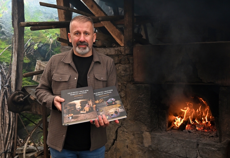 11877933961734784637