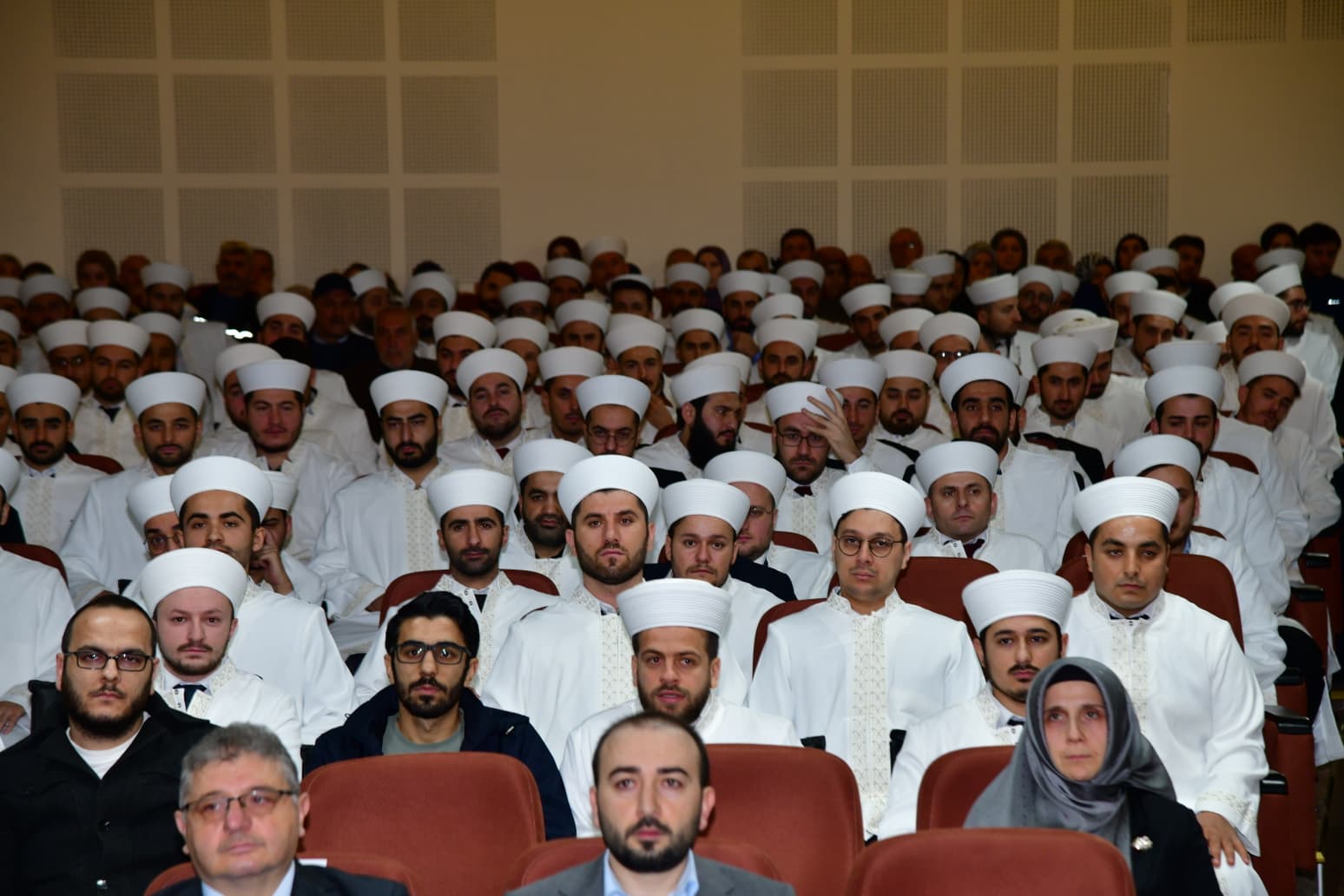 7Aff741C 3Fcd 4E70 B428 C5051Ce9Da64-1