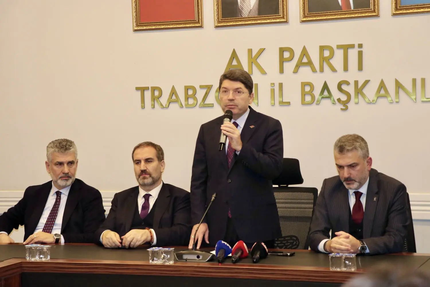 Bakani Yilmaz Tunc Trabzonda Konustu