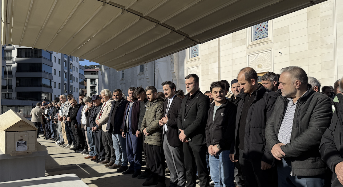 Ekran Resmi 2025 12 03 15.14.48